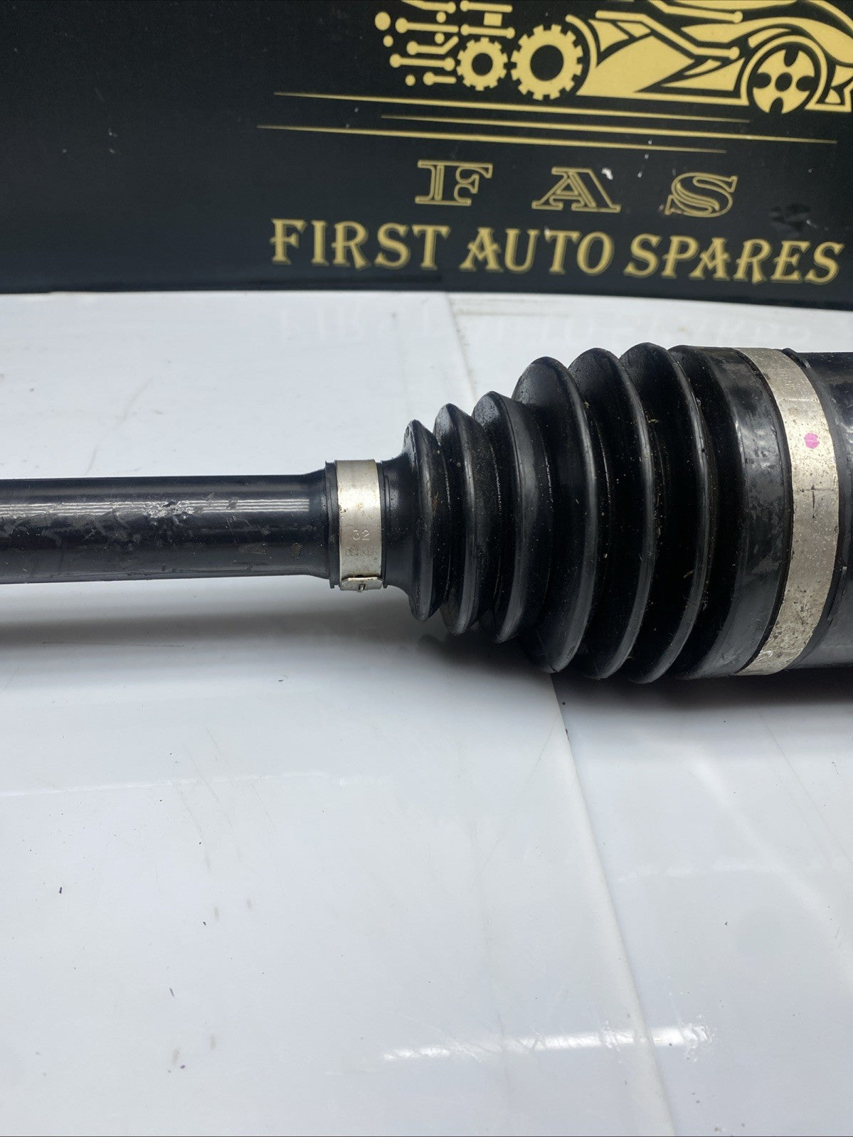 BMW 1 Series F20 F21 Rear N/S Left Driveshaft 8644245