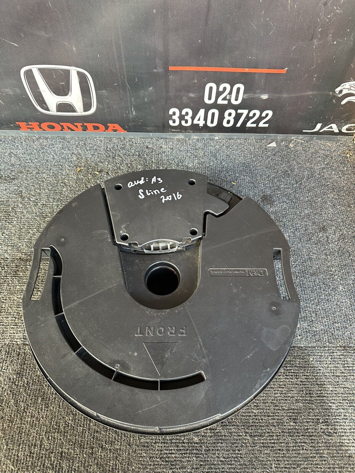 AUDI A3 Sportback 8V Tiefbass-Subwoofer-Lautsprecher 8V0035382D 2018 23464817