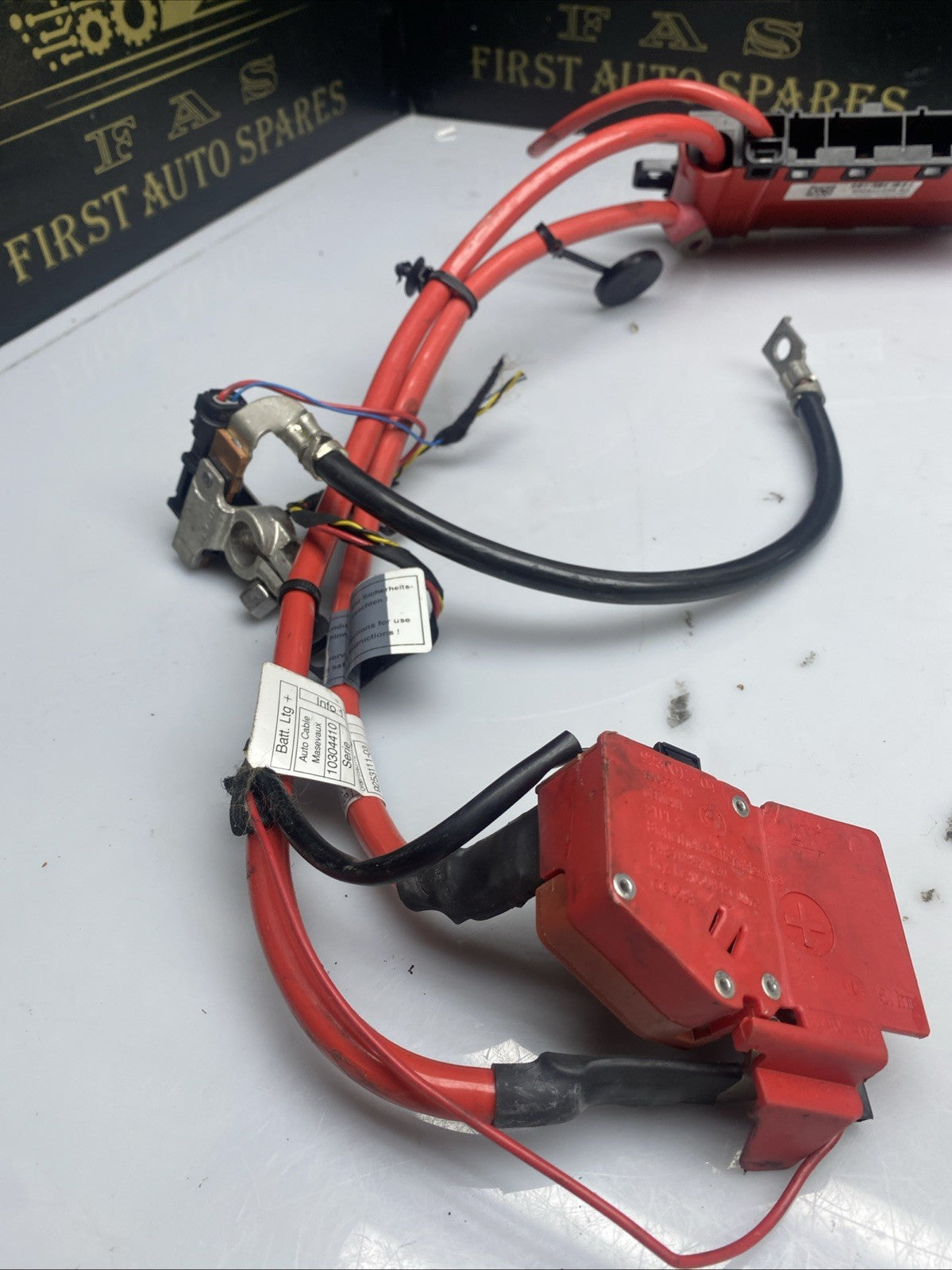 POWER DISTRIBUTION BOX AND POSITIVE CABLE 922775205 BMW 4 SERIES F32 2017