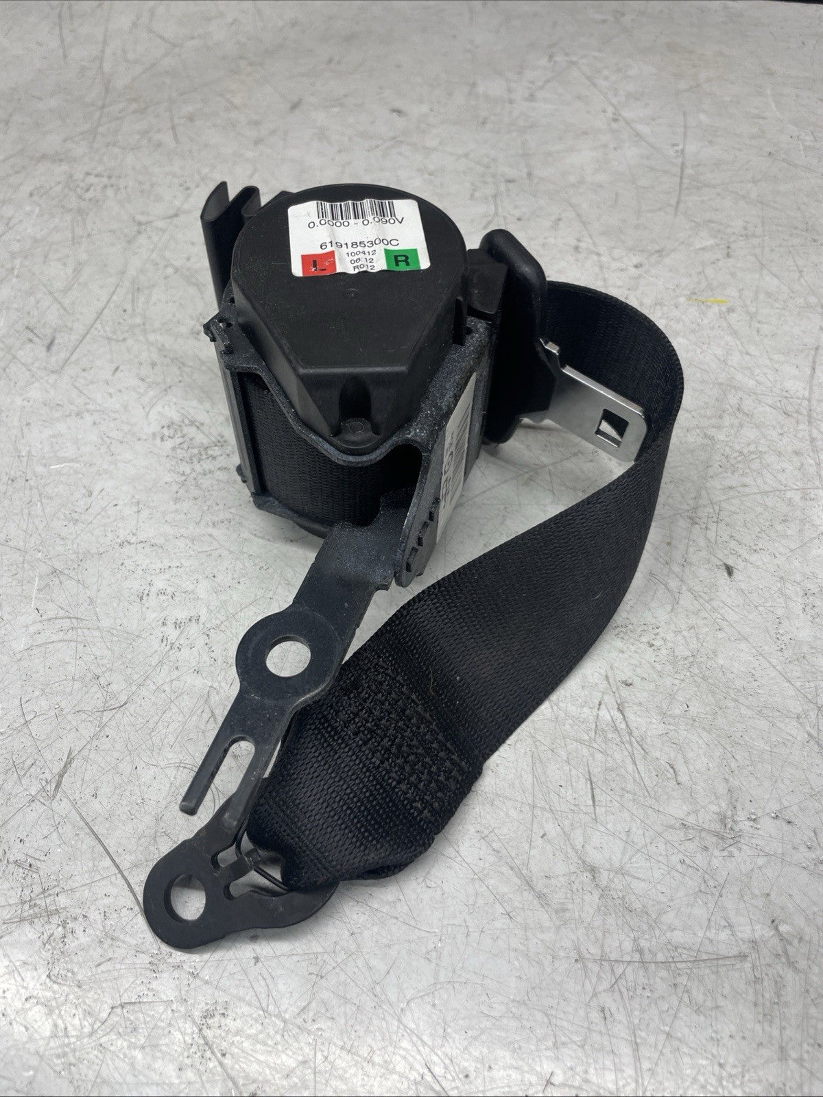 BMW 3 SERIES F30 2012 REAR SEAT BELT FITS LEFT OR RIGHT SIDE S3725938903