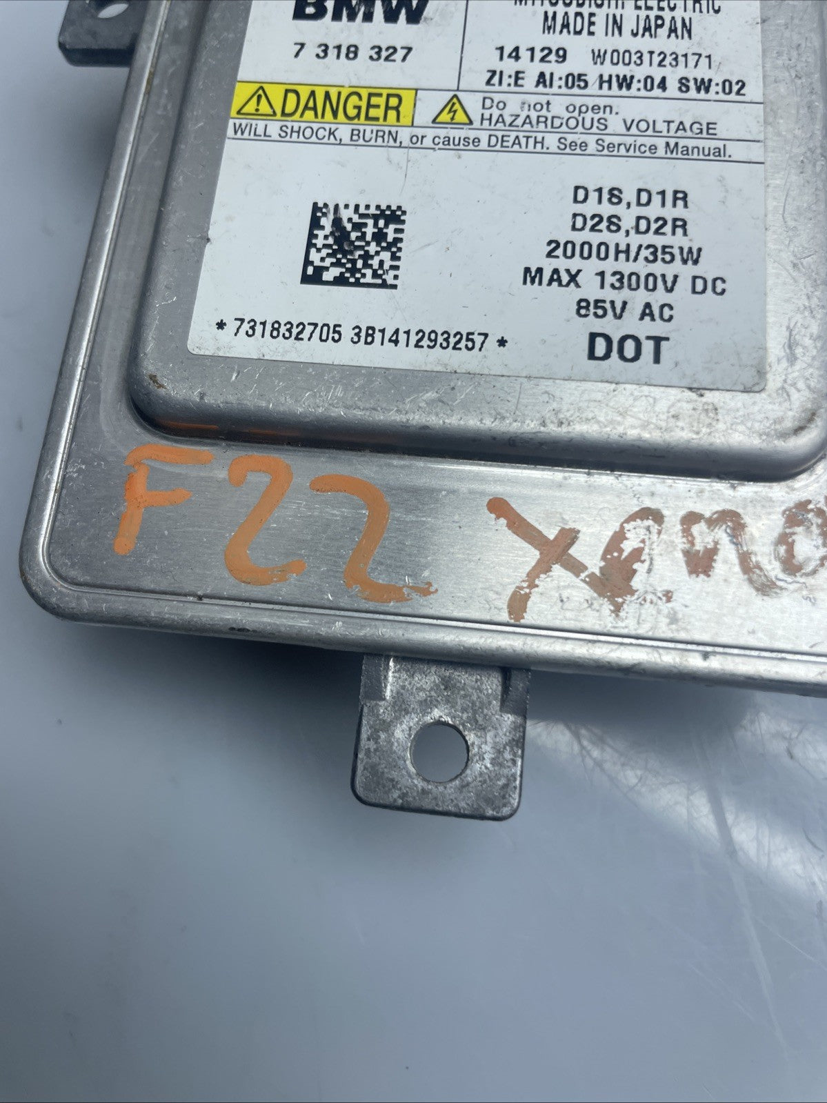 BMW 1 SERIES F20 F21 XENON HEADLIGHT BALLAST CONTROL MODULE ECU 7318327 (L133)