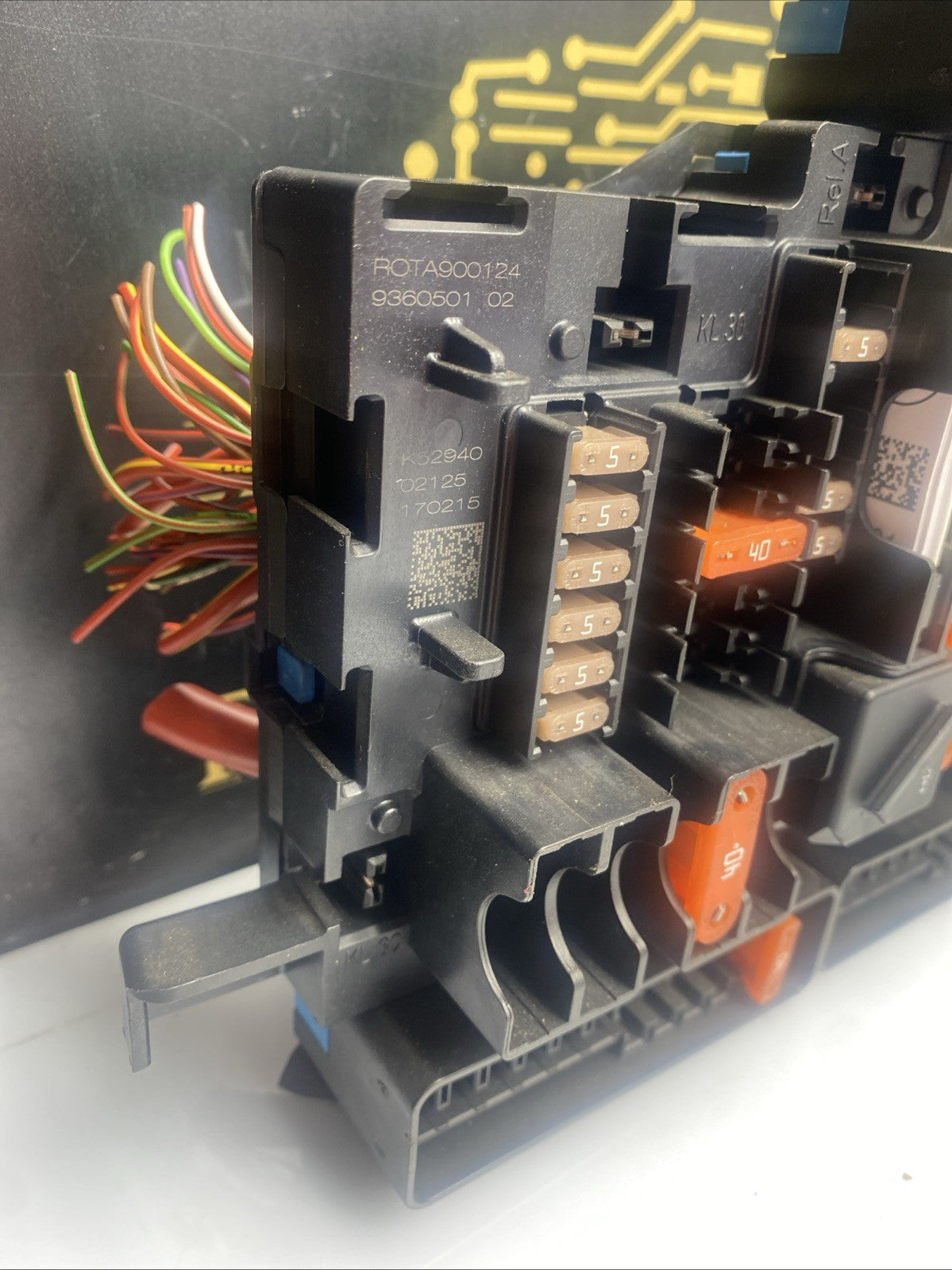 BMW X1 FUSE RELAY POWER DISTRIBUTION BOX 9270356 F48 2015-2022