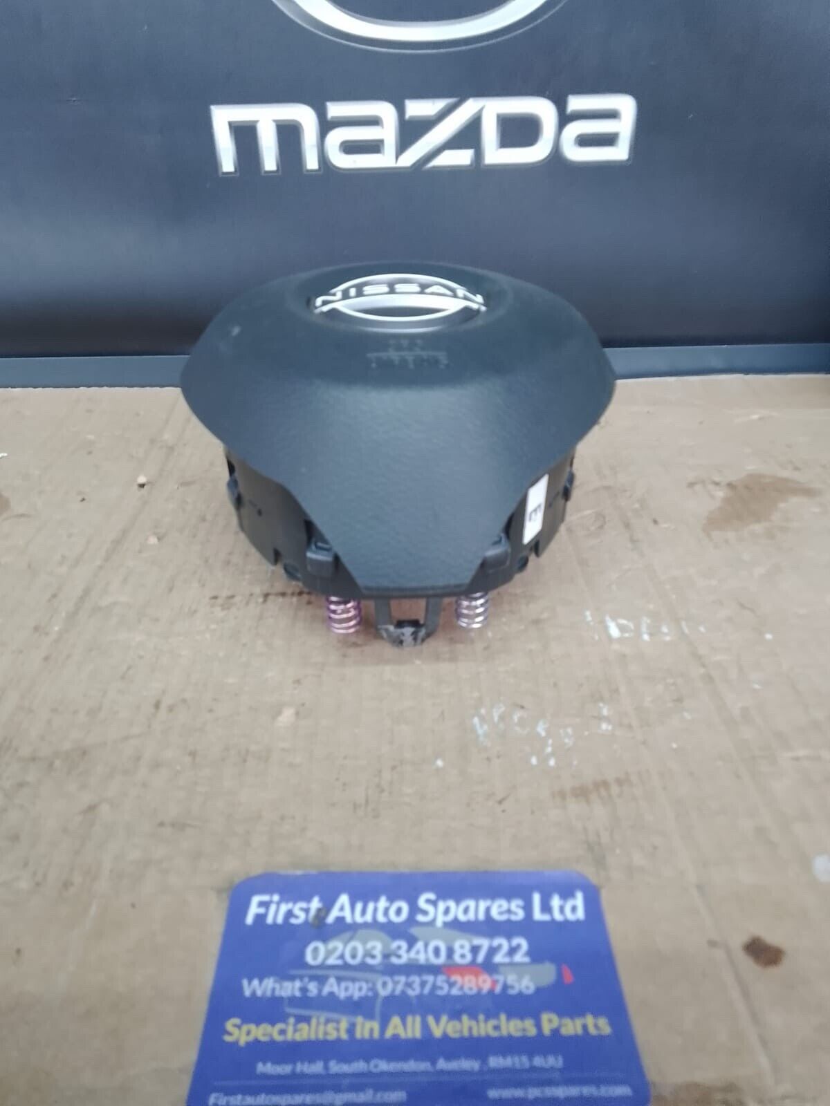 NISSAN LEAF  STEERING WHEEL AIRBAG 2017-2024