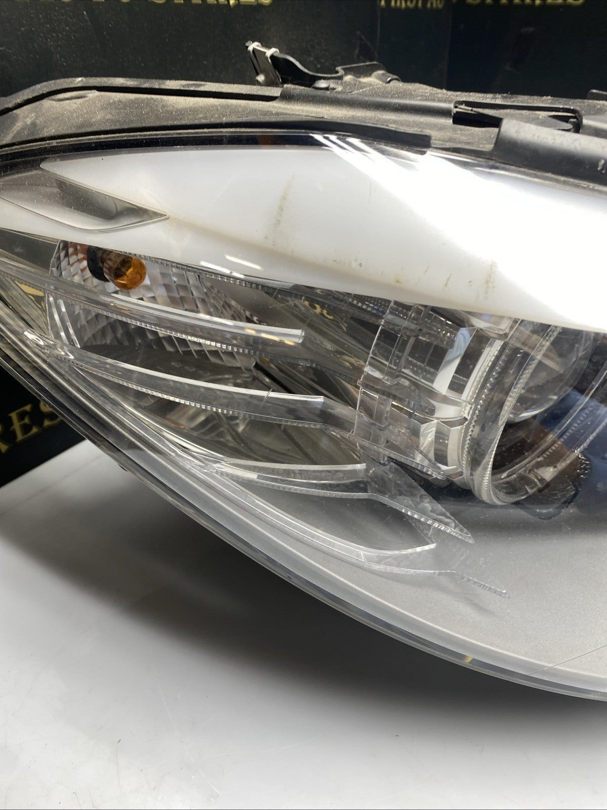 BMW 5 SERIES 2010-2013 HEADLIGHT DRIVER RIGHT SIDE 1LL010131-04 (P70)