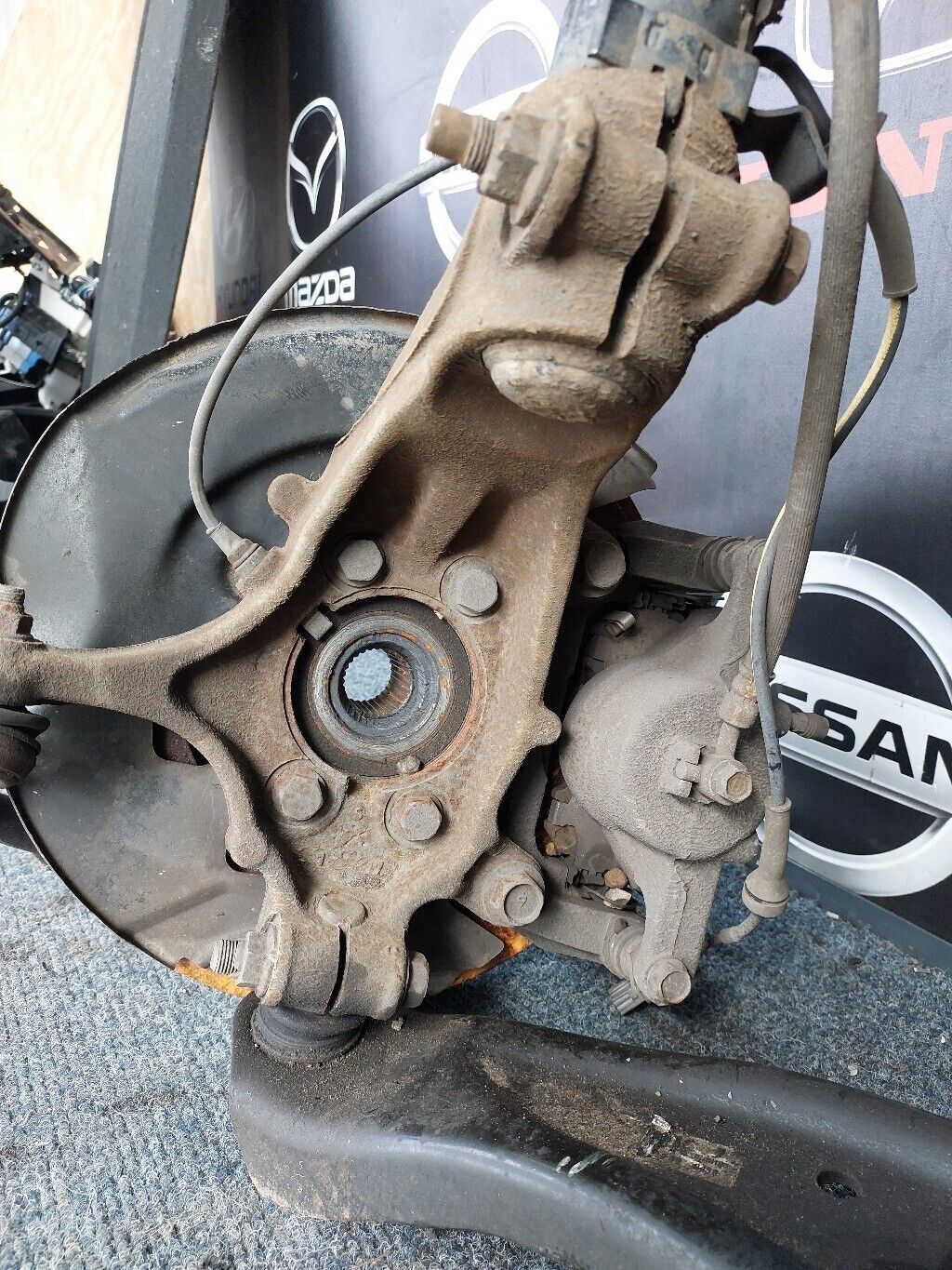 NISSAN QASHQAI J11 N/S FRONT COMPLETE SUSPENSION LEG LH 2019