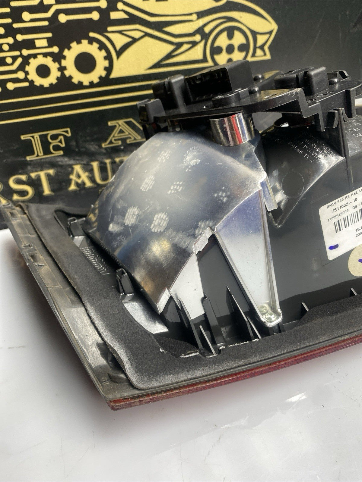 BMW F45 2014-2016 Pre Lci Driver Side Right Rear Inner Tail Light 7311032