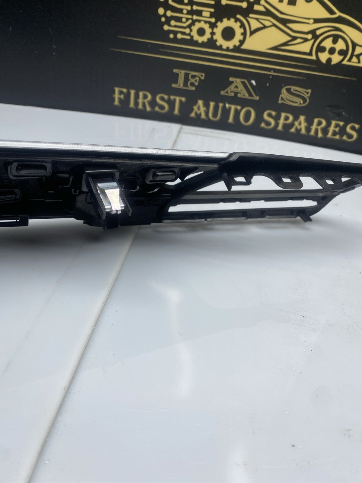 BMW 2 F45 F46 2014-18 DASHBOARD TRIM PANEL AND AIR VENTS