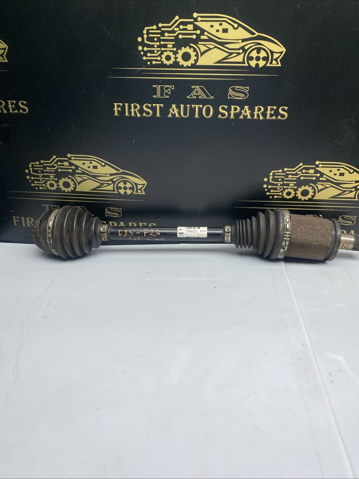 BMW X3 DRIVESHAFT F25 2010-2014 FRONT LEFT 2.0 DIESEL MANUAL 7598027