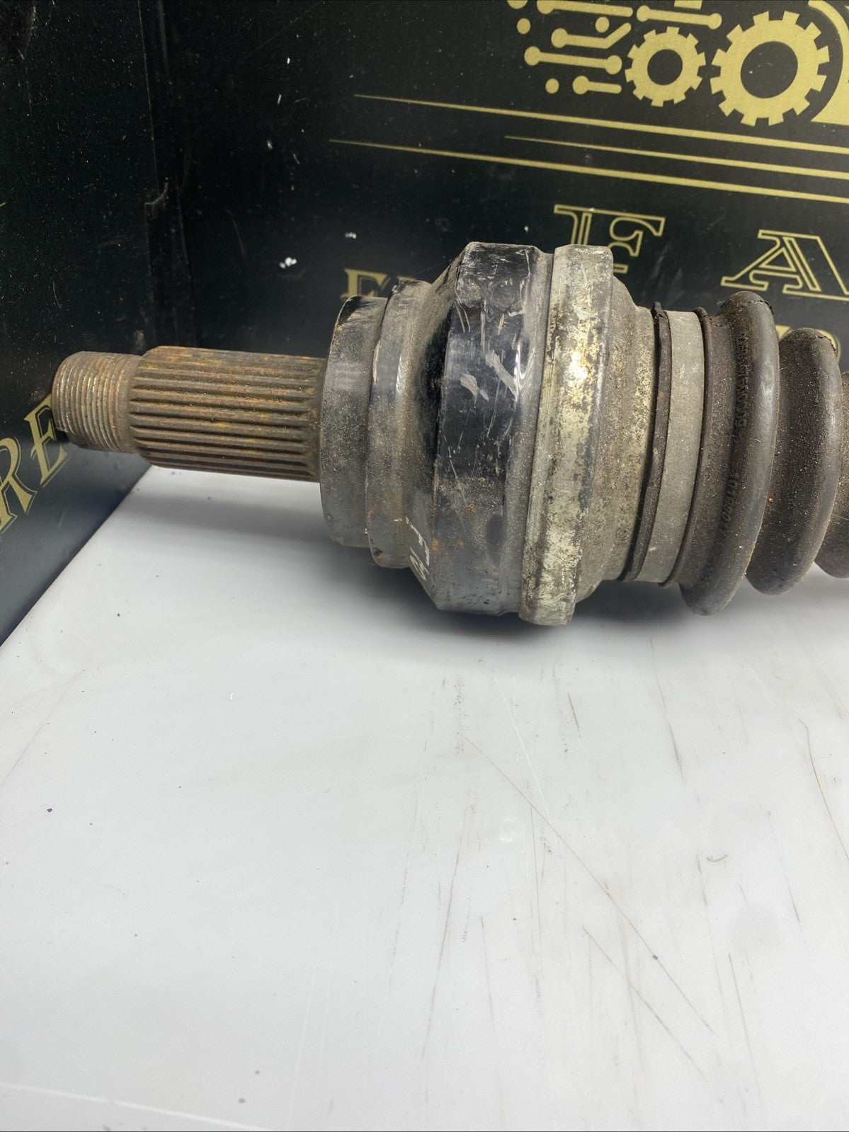 BMW 5 SERIES F10 F11 REAR RIGHT DRIVER SIDE DRIVESHAFT OUTPUT SHAFT 7614290