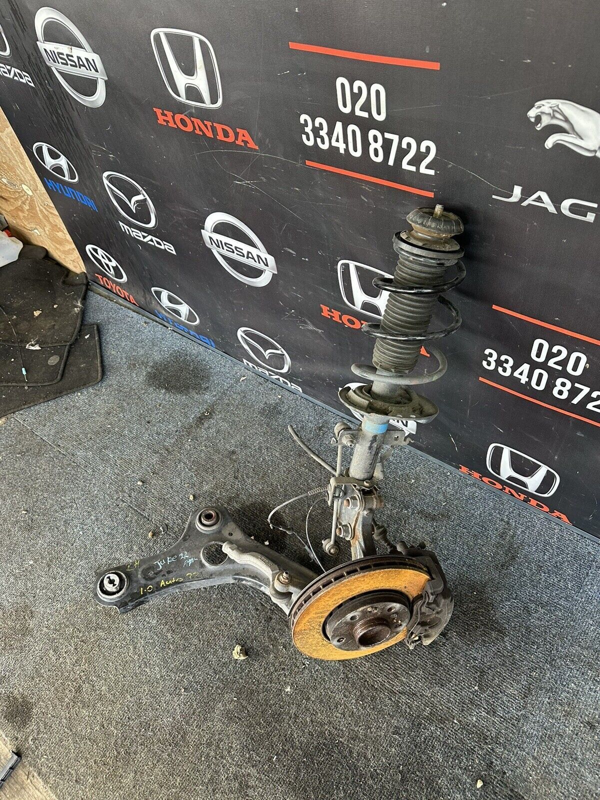 NISSAN JUKE F16 2022 1.0 PETROL O/S/F DRIVER SIDE FRONT SUSPENSION LEG COMPLETE