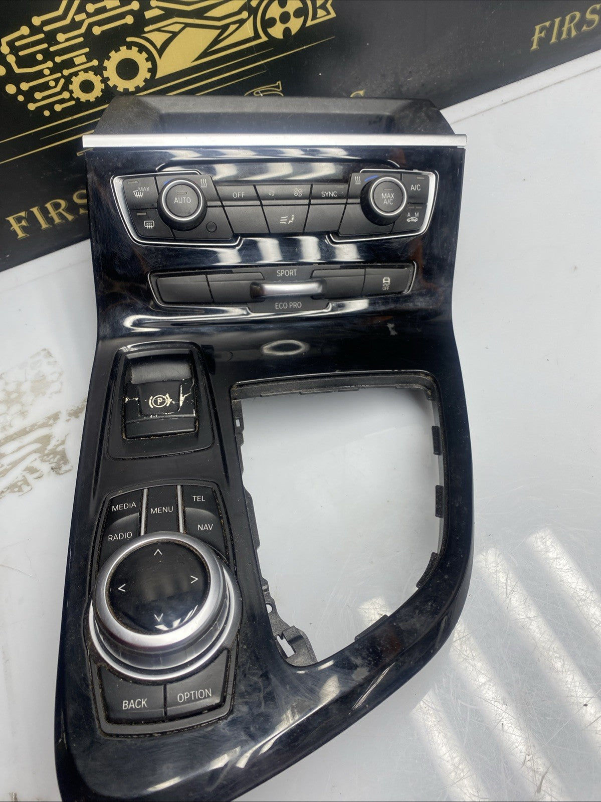BMW 2 SERIES F45  2014 CENTRE CONSOLE SURROUND COMPLETE 9287612