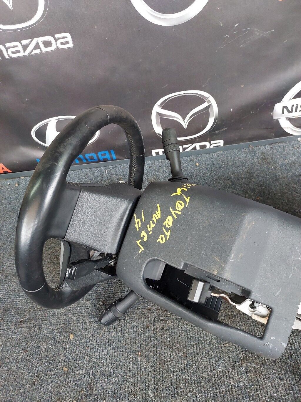 TOYOTA AURIS 2014 HYBRID STEERING WHEEL COLUMN SQUIB WIPER INDICATOR STALK
