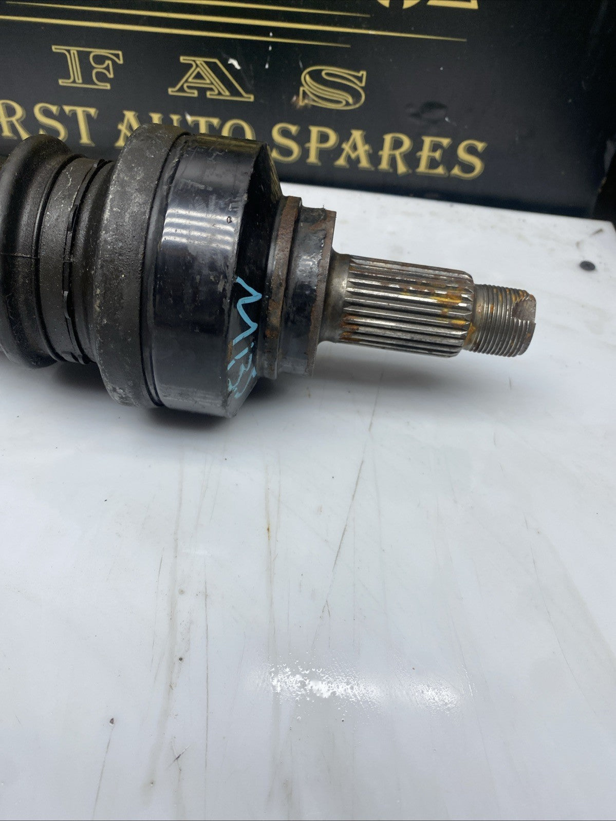 BMW 1 SERIES F20/F21 2019 LEFT REAR DRIVESHAFT 3.0L PETROL 33207597685