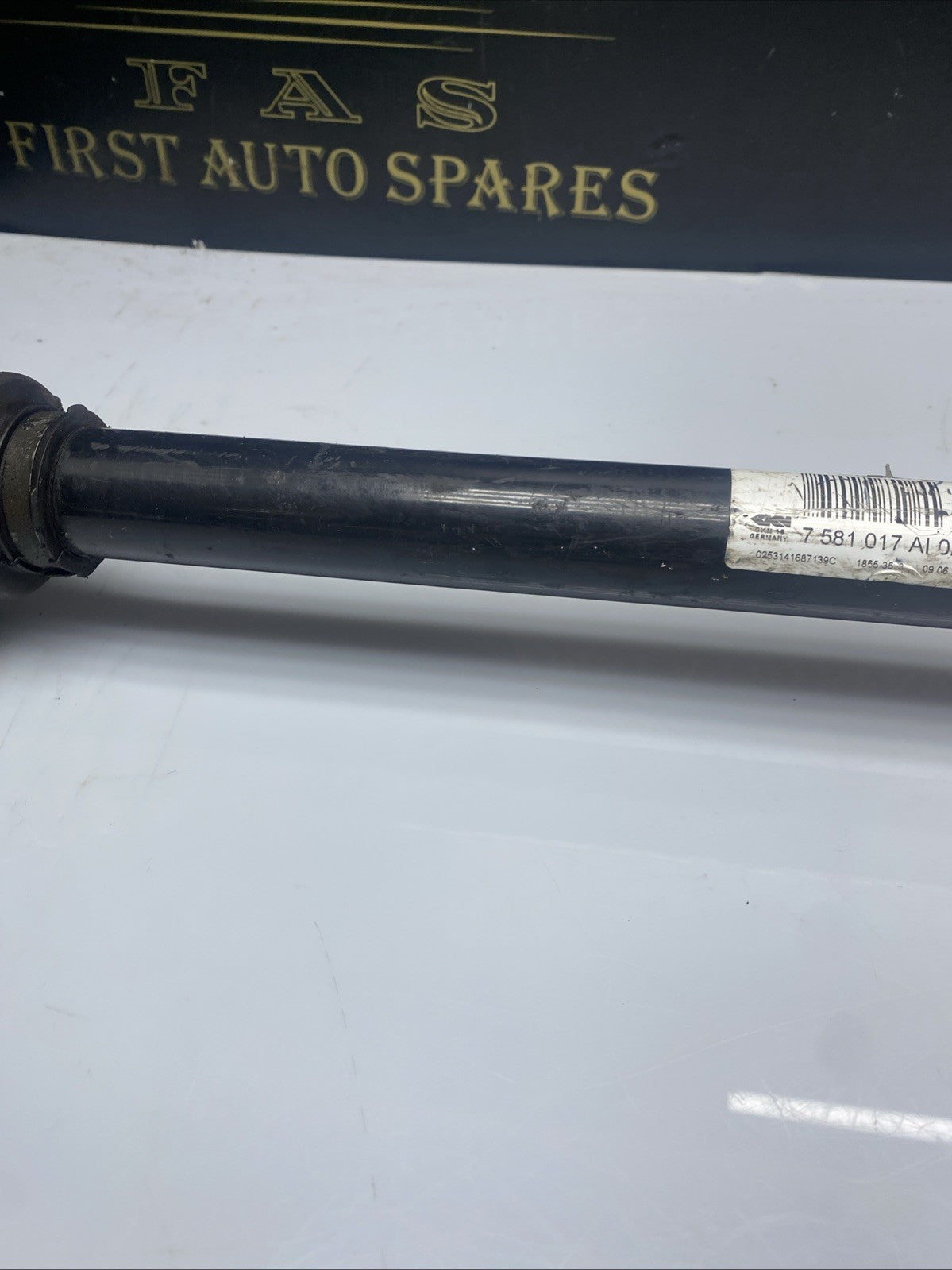 BMW 5 Series F10 F11 Rear Left Driveshaft 7581017