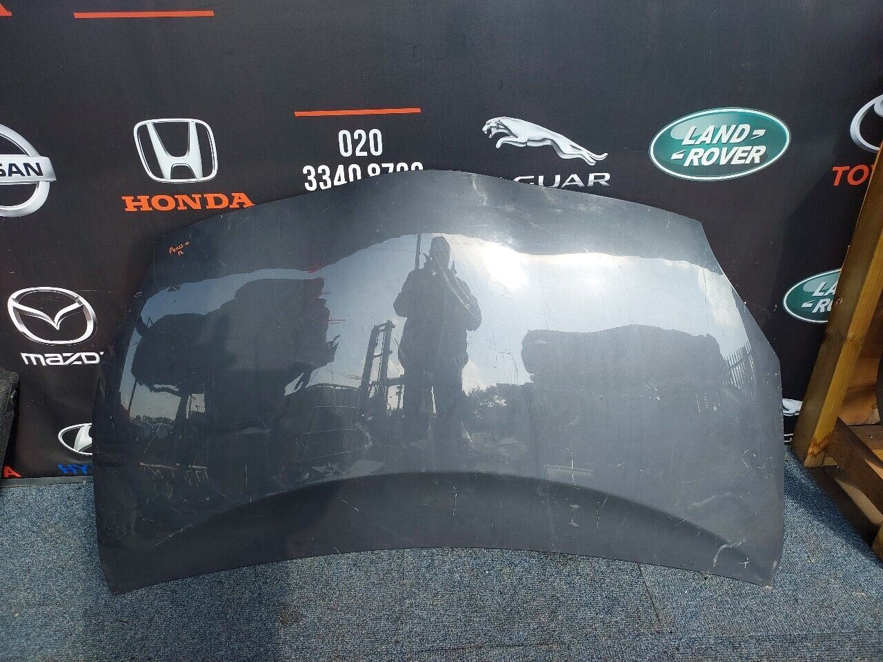 TOYOTA PRIUS PLUS BONNET 2012