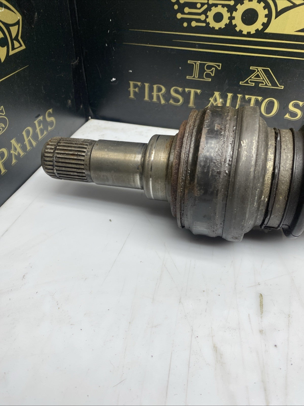 BMW 1 SERIES F20/F21 2019 LEFT REAR DRIVESHAFT 3.0L PETROL 33207597685