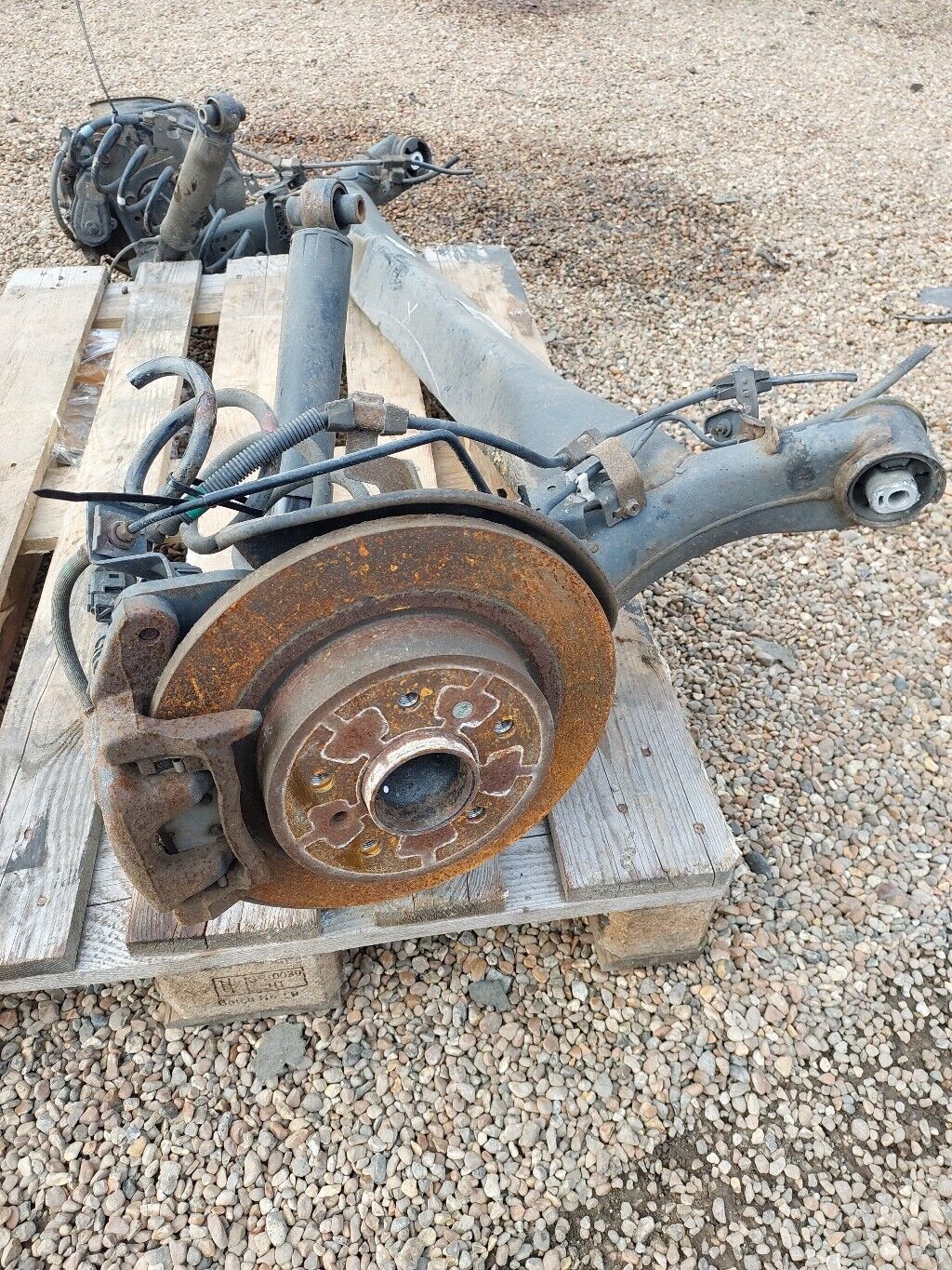 NISSAN QASHQAI J11 2019 COMPLETE REAR AXLE