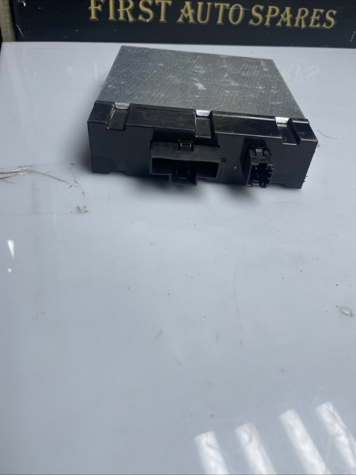 BMW 5 SERIES VOLTAGE CONVERTER MODULE ECU 9247159 GT F07 2010 - 2016