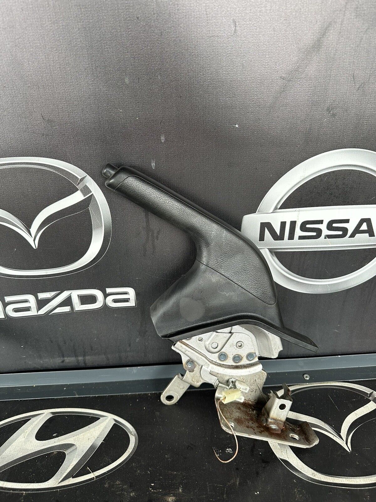 MAZDA 2 2009 HANDBRAKE LEVER