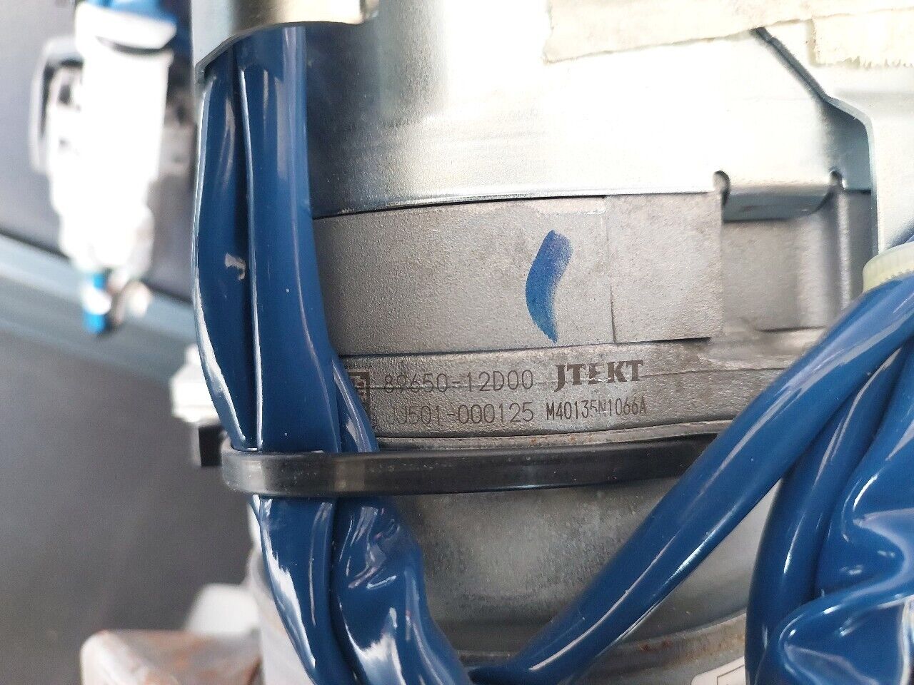 TOYOTA AURIS HATCHBACK STEERING COLUMN & IGNITION KIT 2013 PETROL