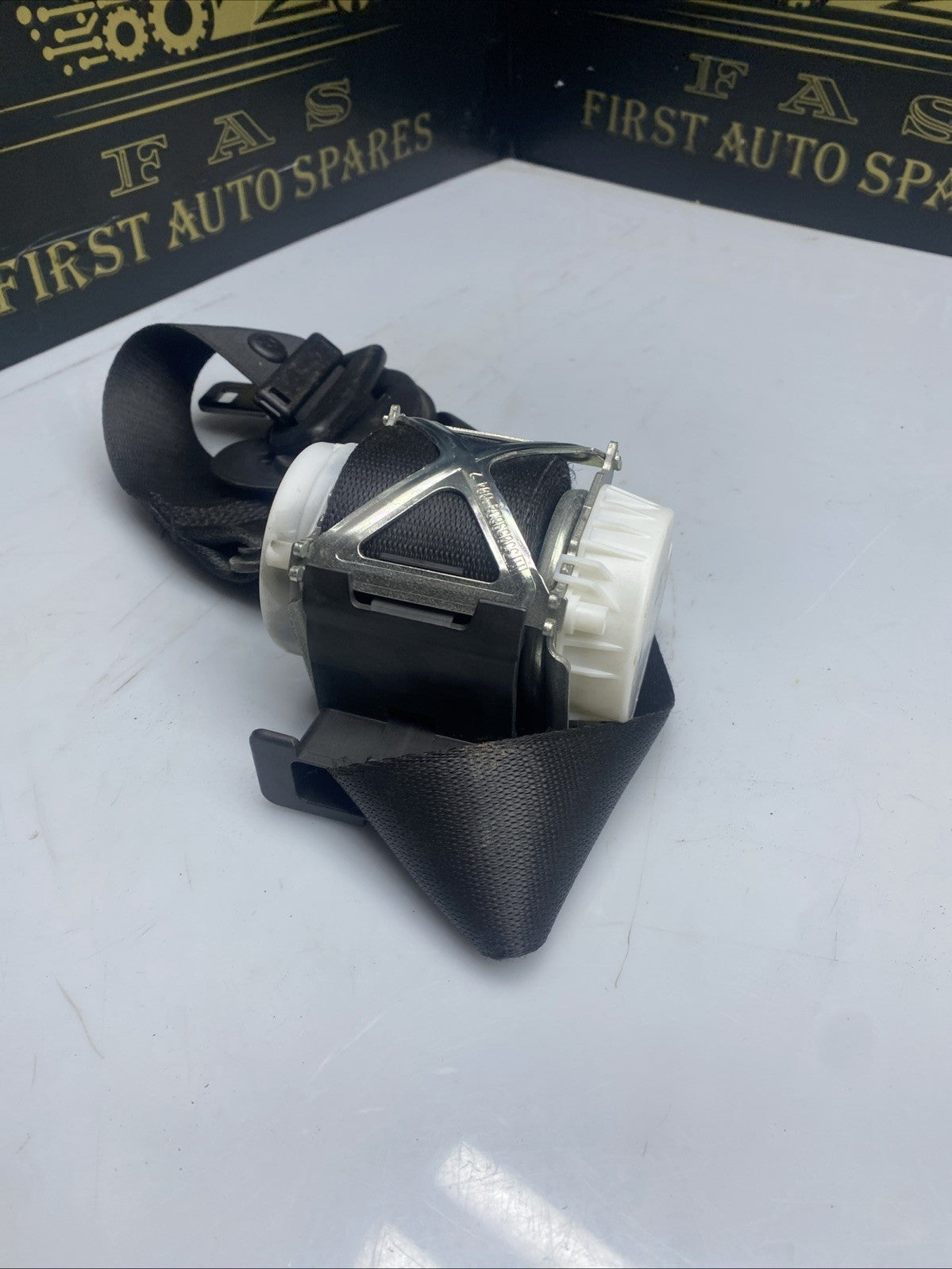 BMW 3 SERIES F30 F31 SEAT BELT FRONT LEFT PASSENGER SIDE BLACK 34078319D
