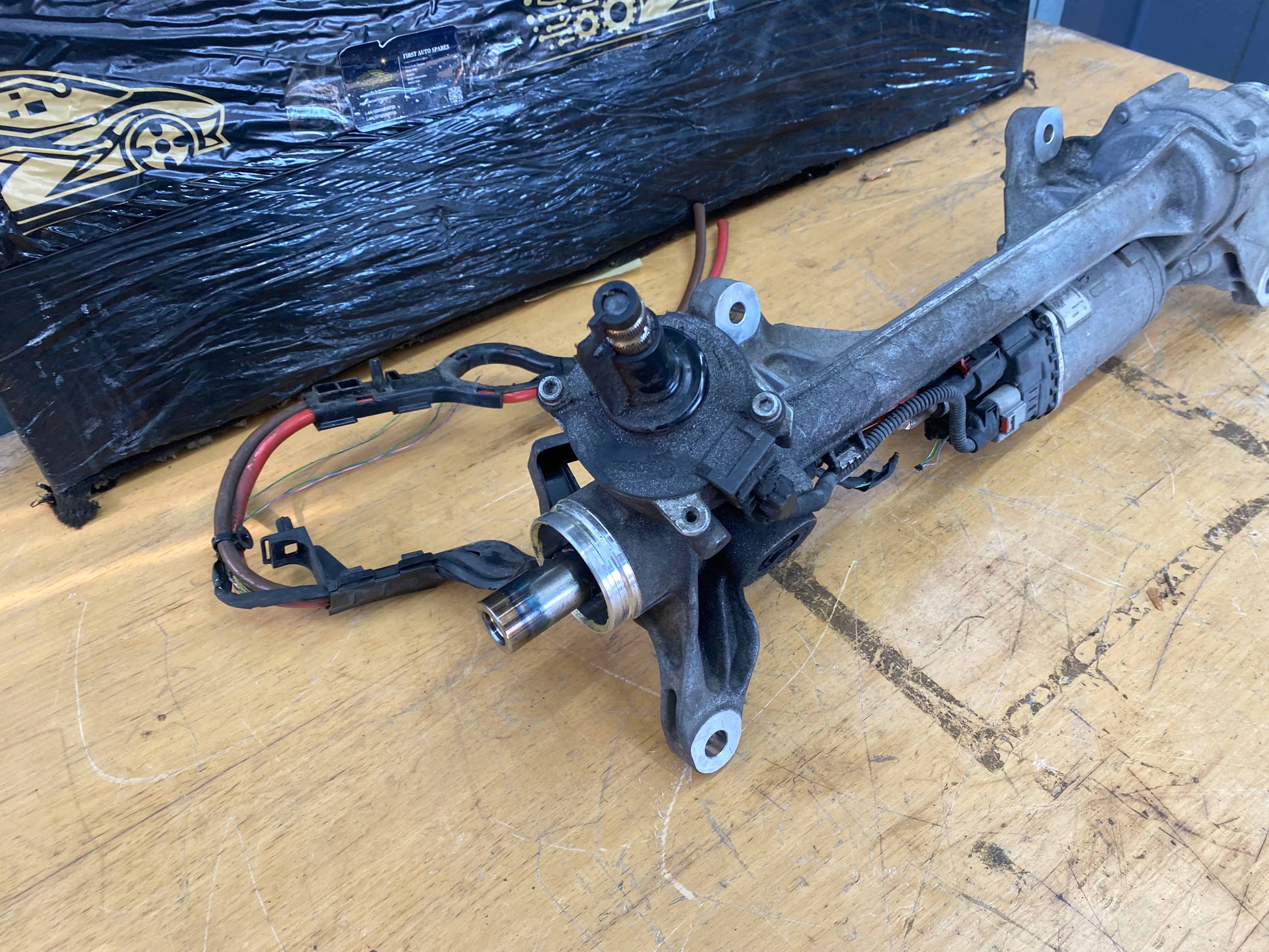 BMW 5 Series G30 G31 17–24 Electric Power Steering Rack Complete (6896858)
