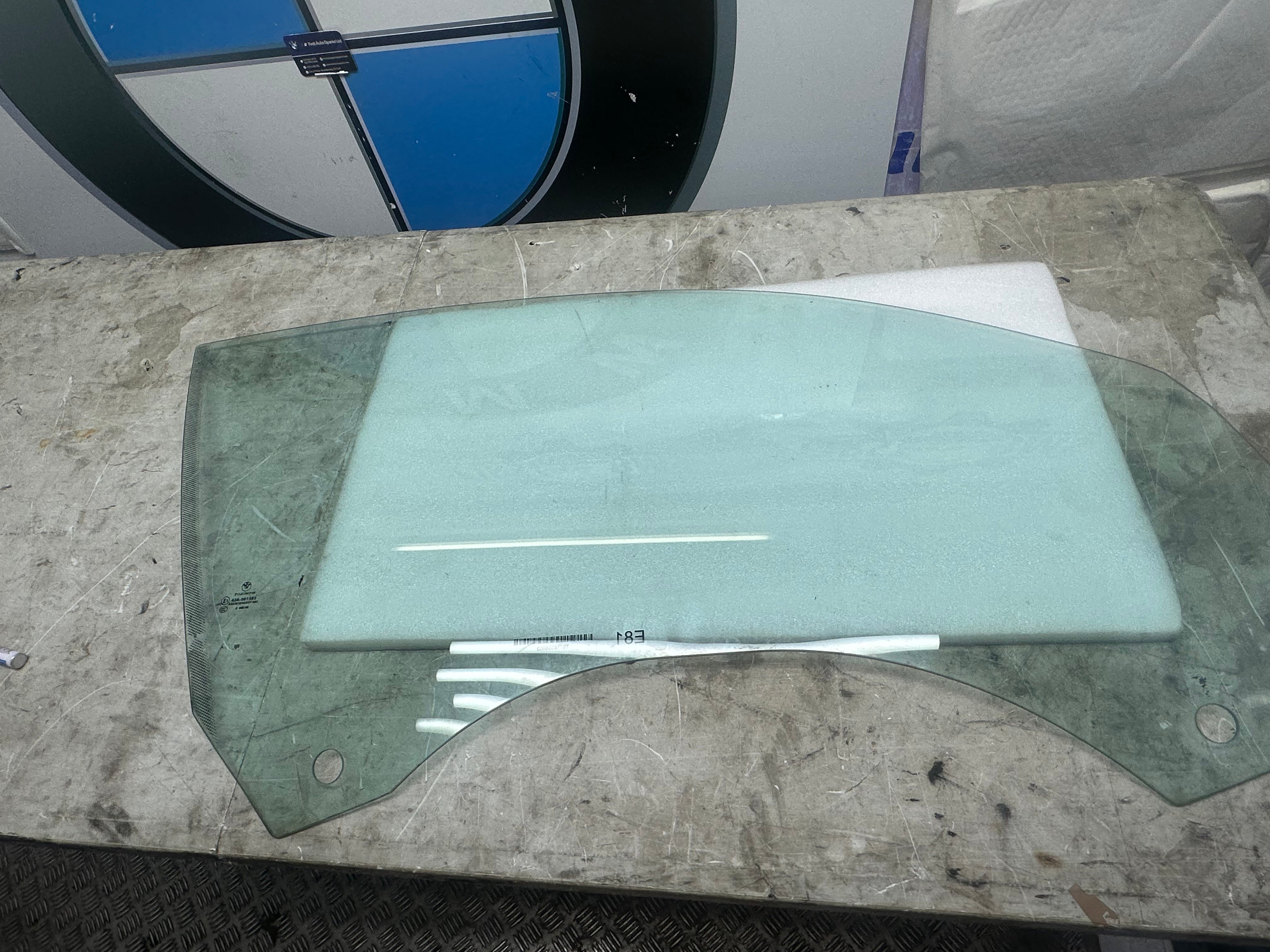 BMW 1 Series E81 Right Driver Side Door Glass – 2007–2012