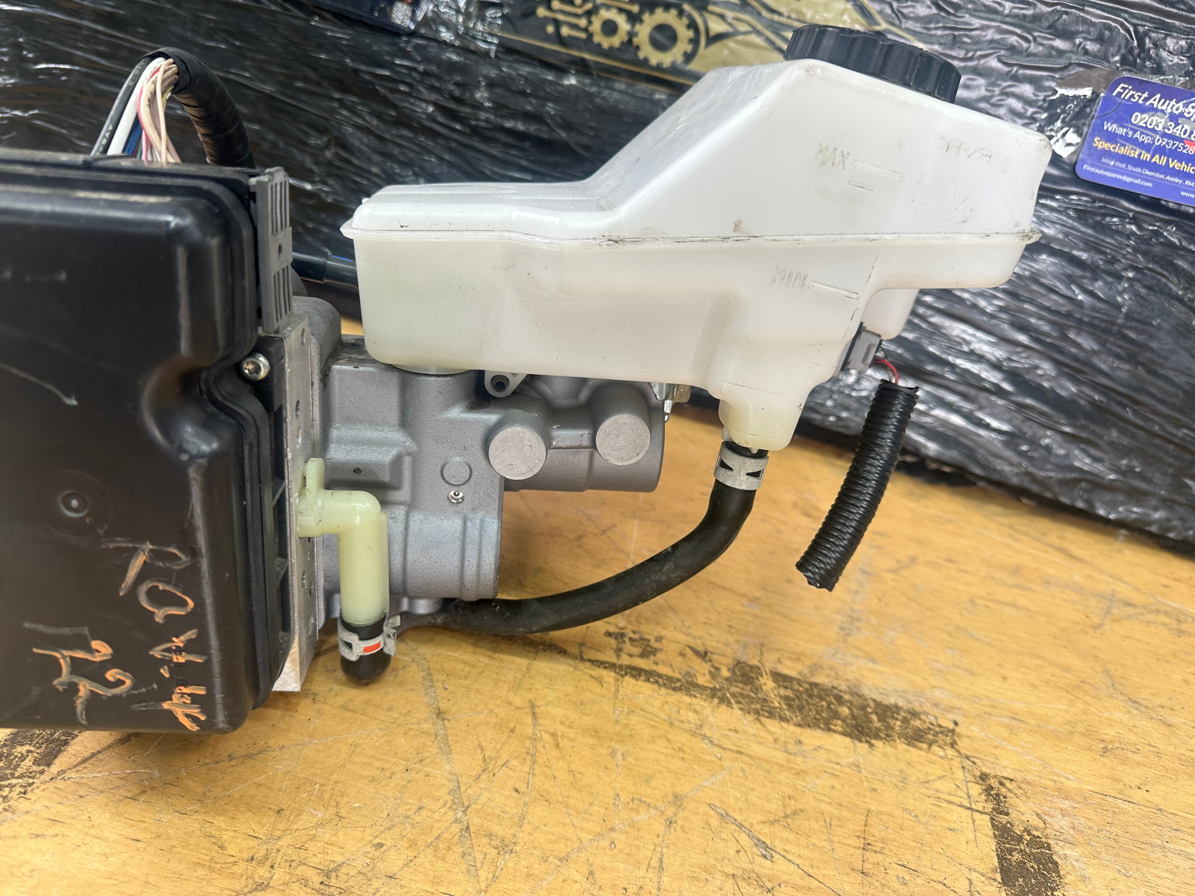 Toyota RAV4 V XA50 2022 ABS Control Unit (47200-42G10) (4720042G10)