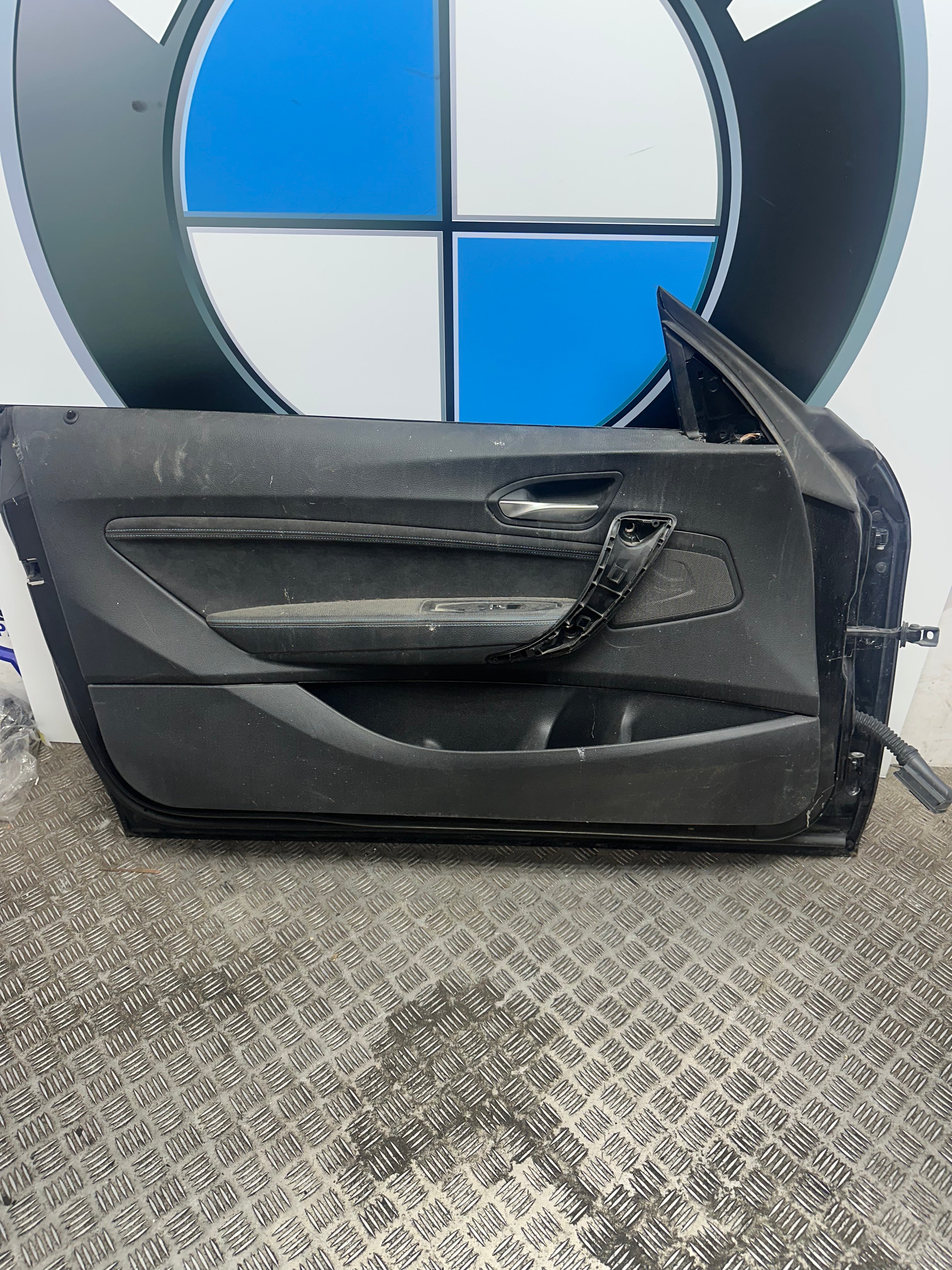 BMW 2 Series F22 Passenger Side Door – 2013–2018