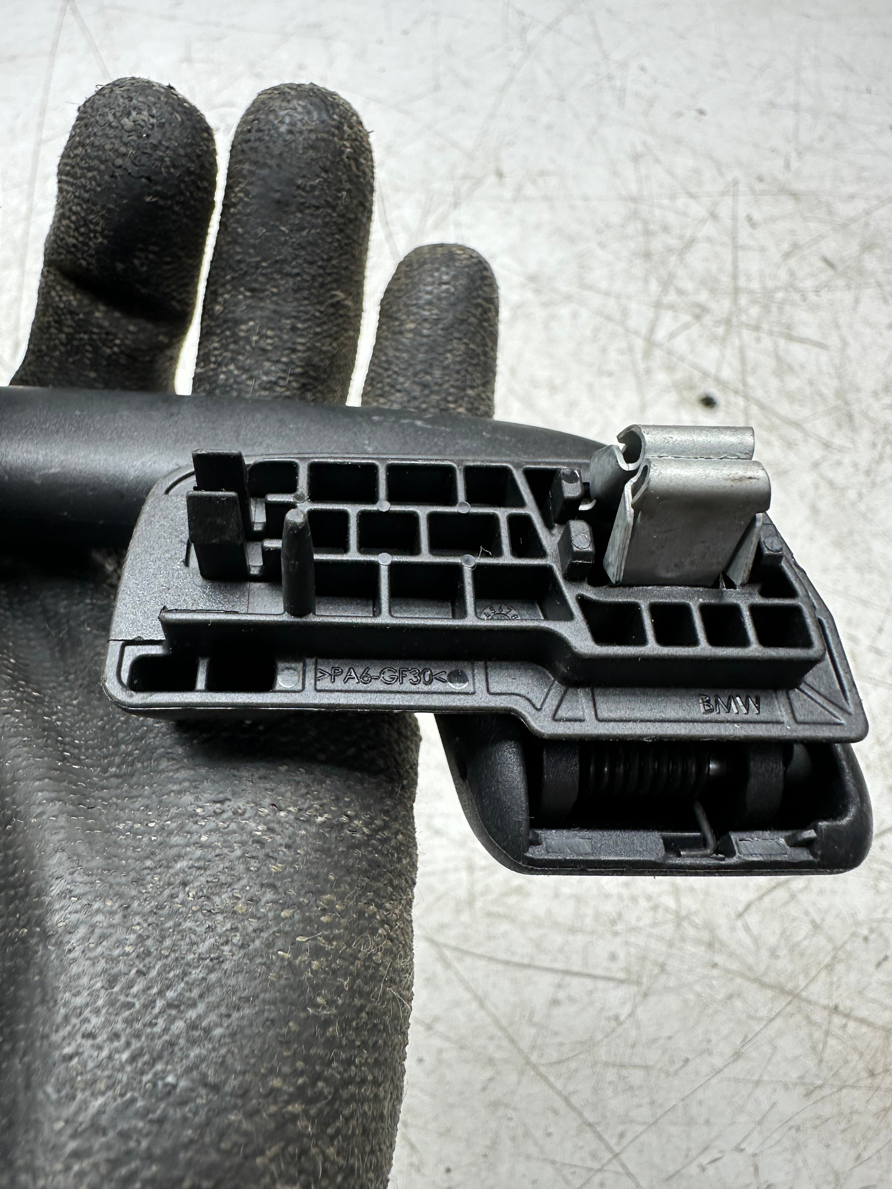 BMW iX3 G08 Front Right Roof Grab Handle – PA6GF30