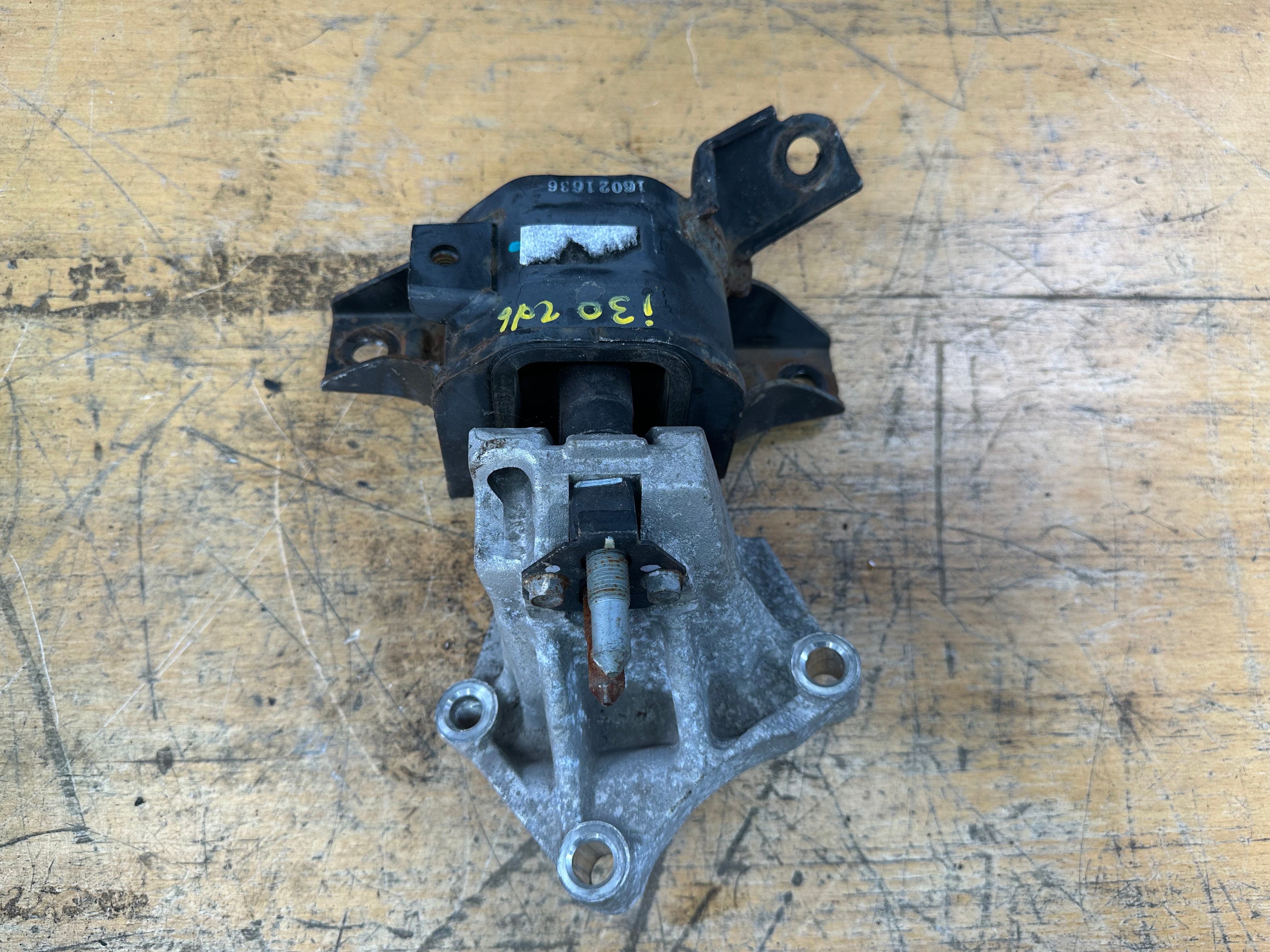 Hyundai i30 2016 & Kia Ceed 2017 Left Passenger Engine Mount 1.6 (21832-A5400)
