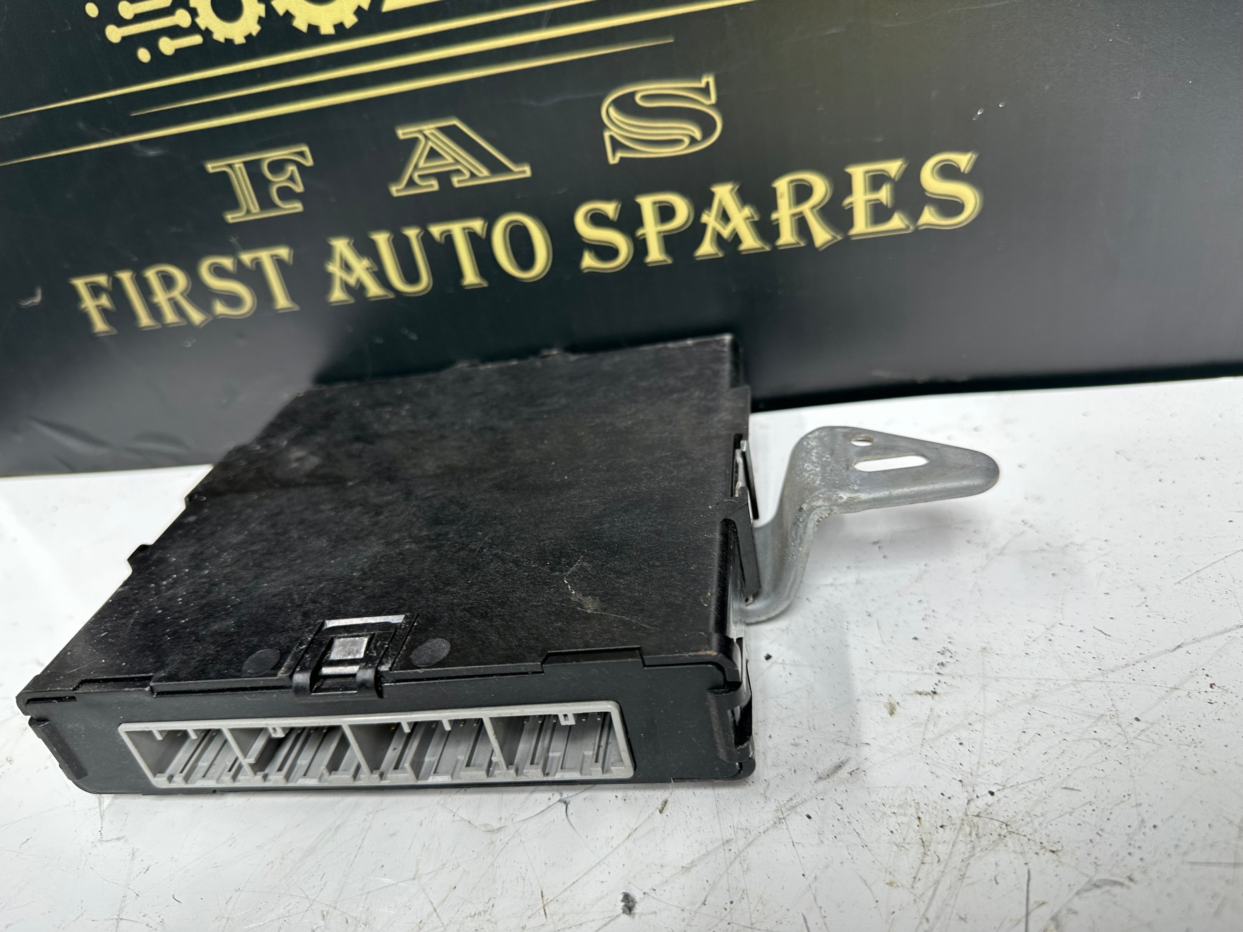 Toyota Yaris Hybrid Module (89681-OD090) (MB285000-2851)