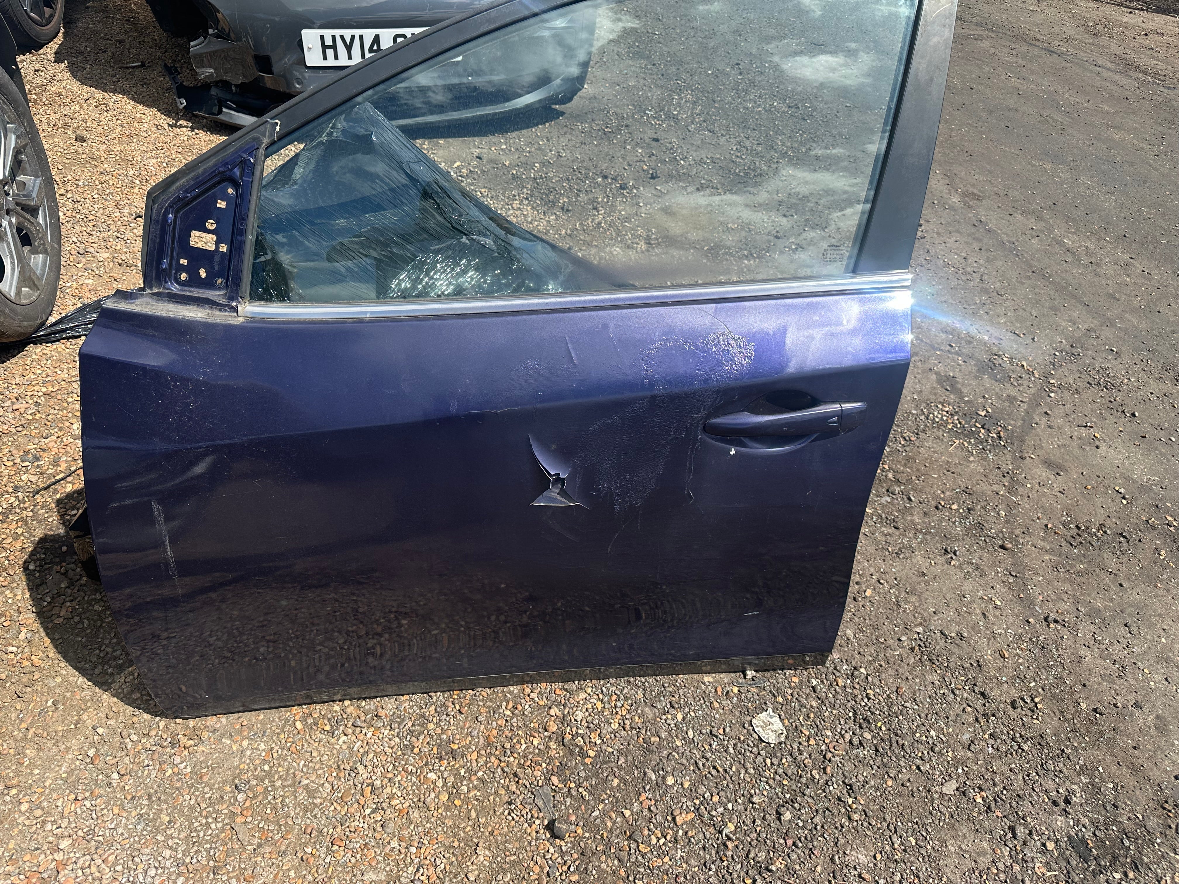 Nissan Pulsar 2014–2018 N/S/F Left Front Door – Colour Code: RBR (Blue)