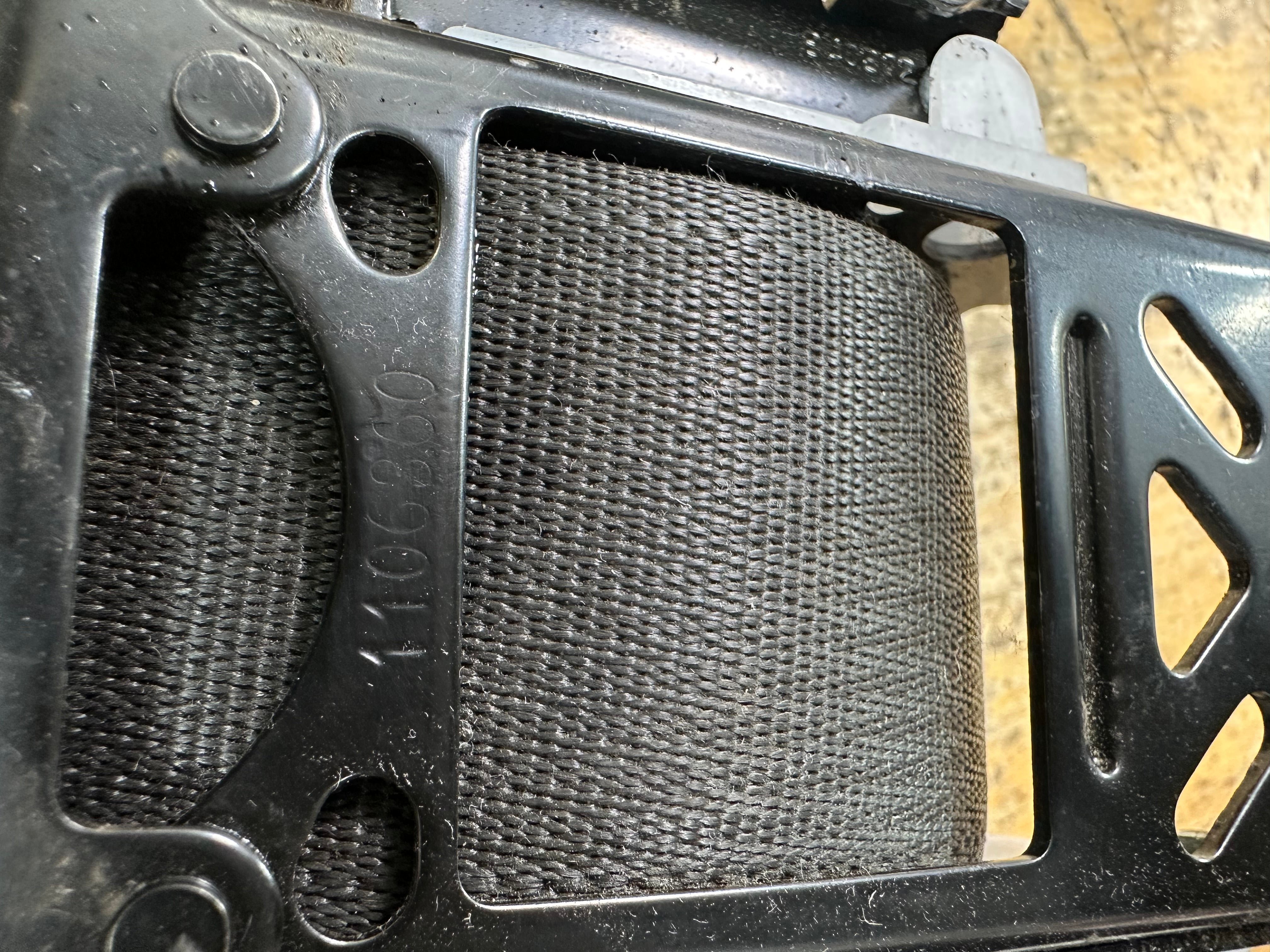 Toyota C-HR 2017-2023 Front Right Driver Side Seat Belt (73210-F4010) (1097376-AA)