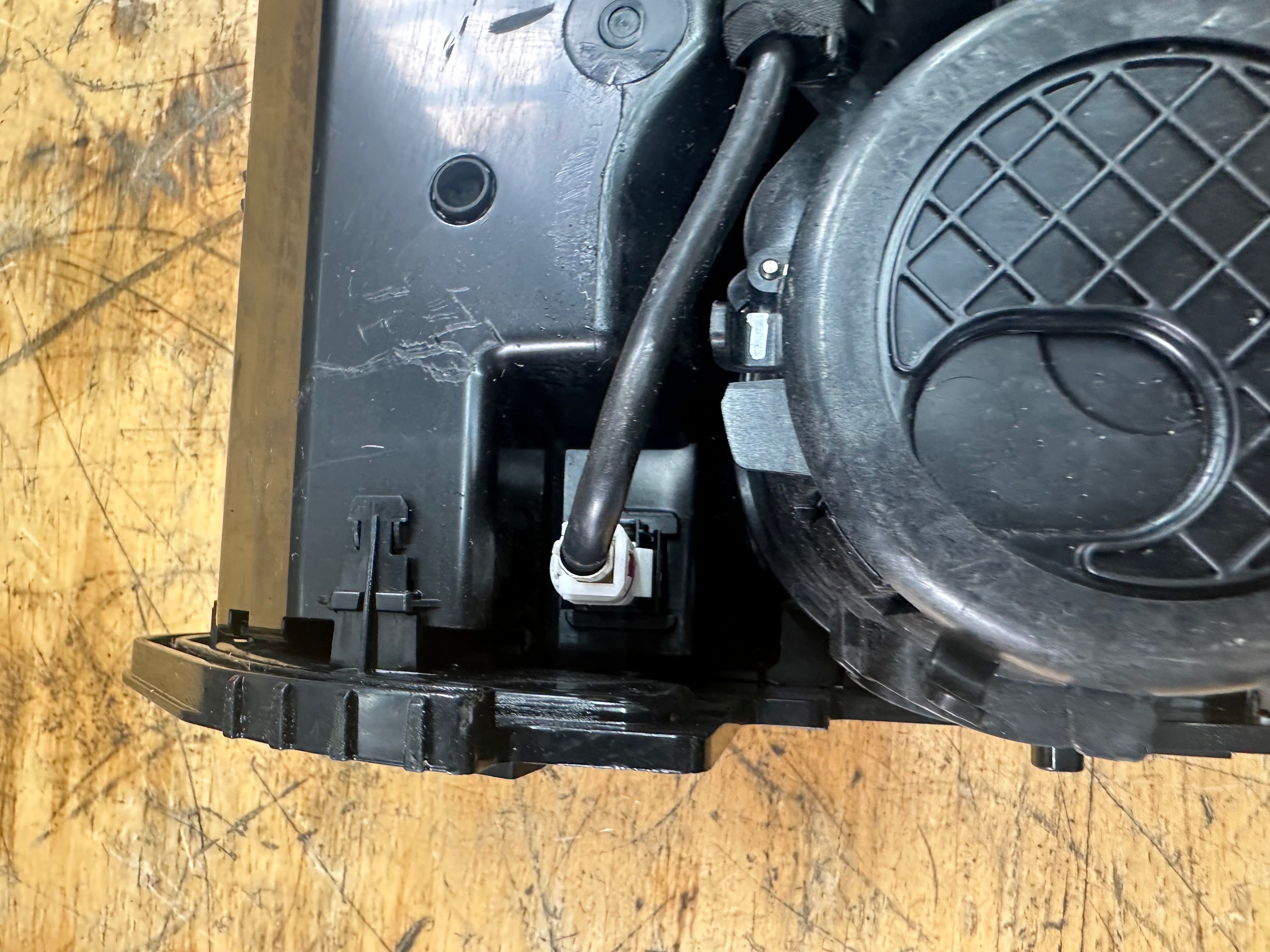 BMW X3 Series F97 G01 Centre Console Front Cup Holder (5A192C2) (119164)