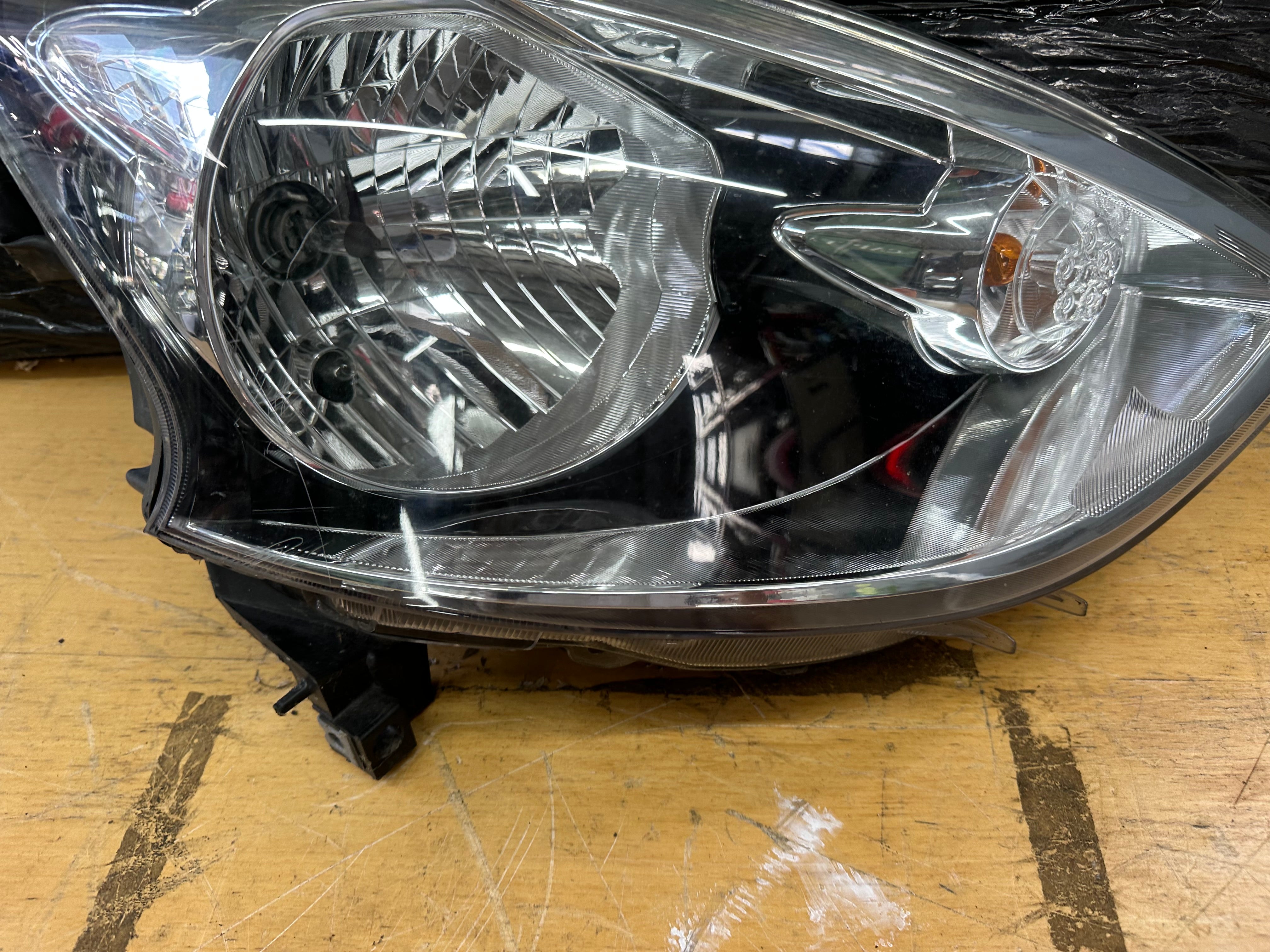 Nissan Micra 2014 Right Driver’s Headlight (80-215-11G2R-M)
