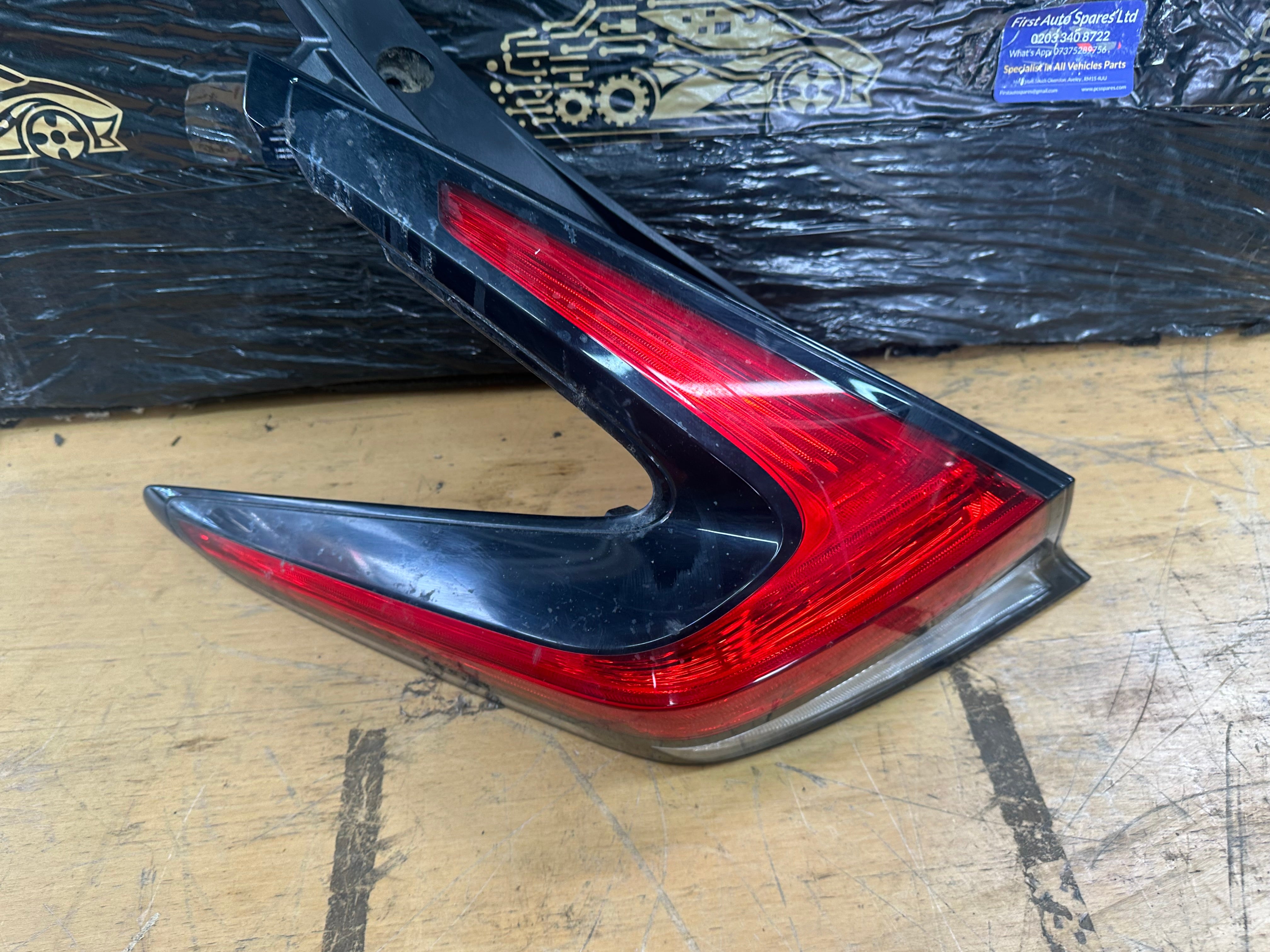 Nissan Leaf ZE1 2017–2024 Passenger Left Rear Tail Light LH (26555-5SH1A)