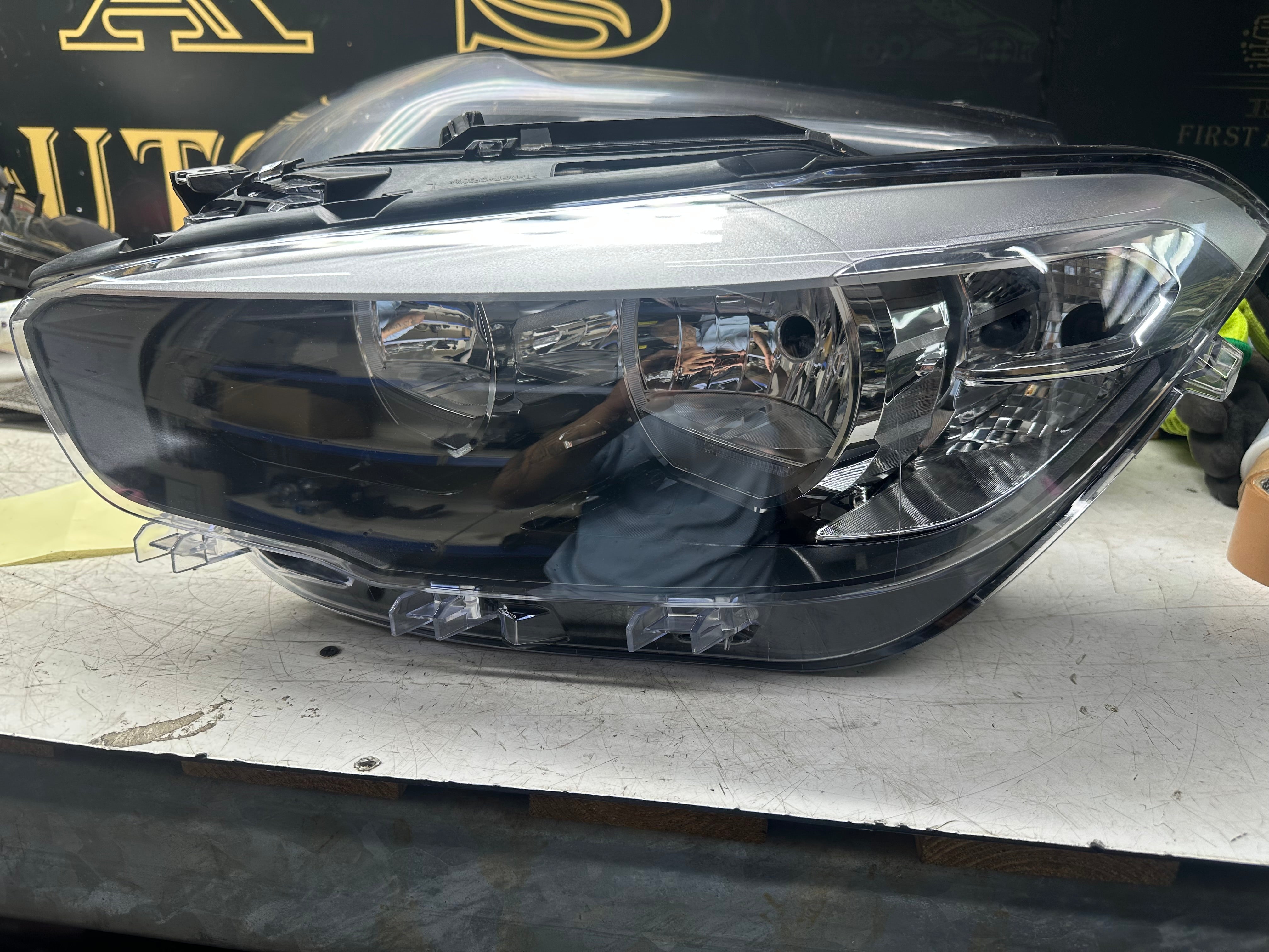 BMW 1 Series F20 LCI Headlight Halogen with LED DRL Passenger Side – 2015–2020