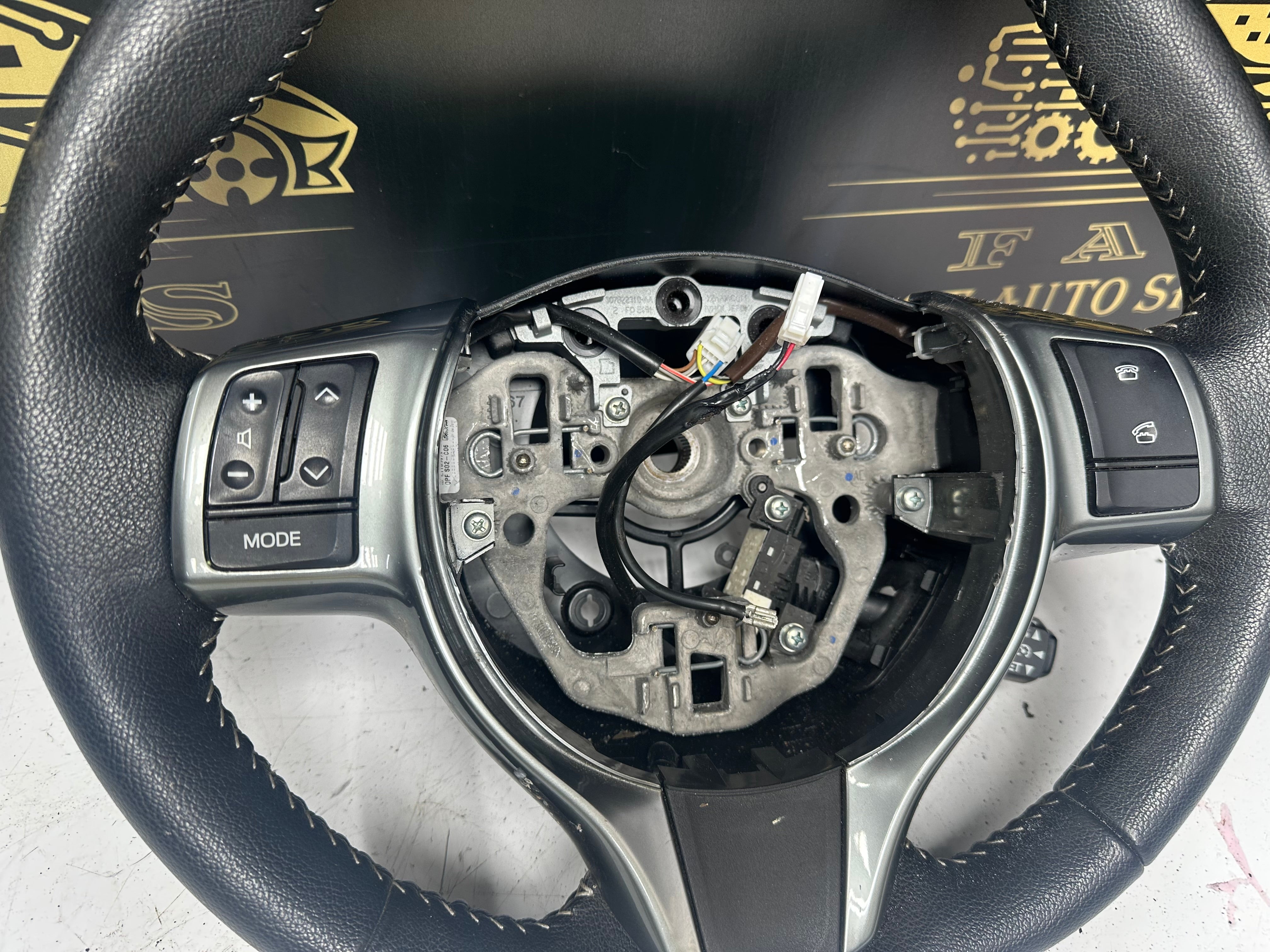 Toyota Yaris Steering Wheel (306744199B2S-AD) (45100-OD490C9) (306744181B2S-AD)