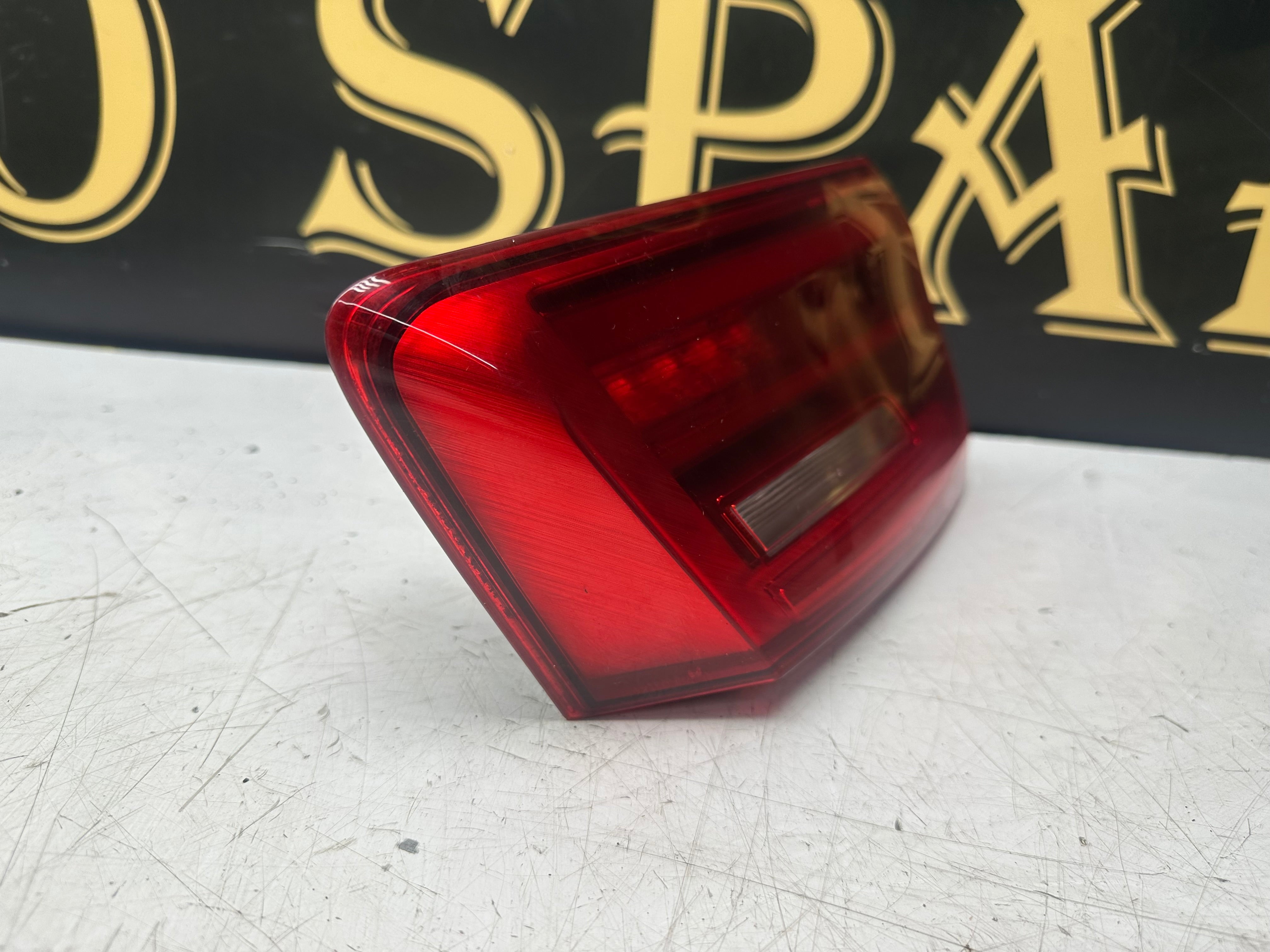 BMW 5 Series G30 Inner Rear Right Passenger Light – 2017–2019