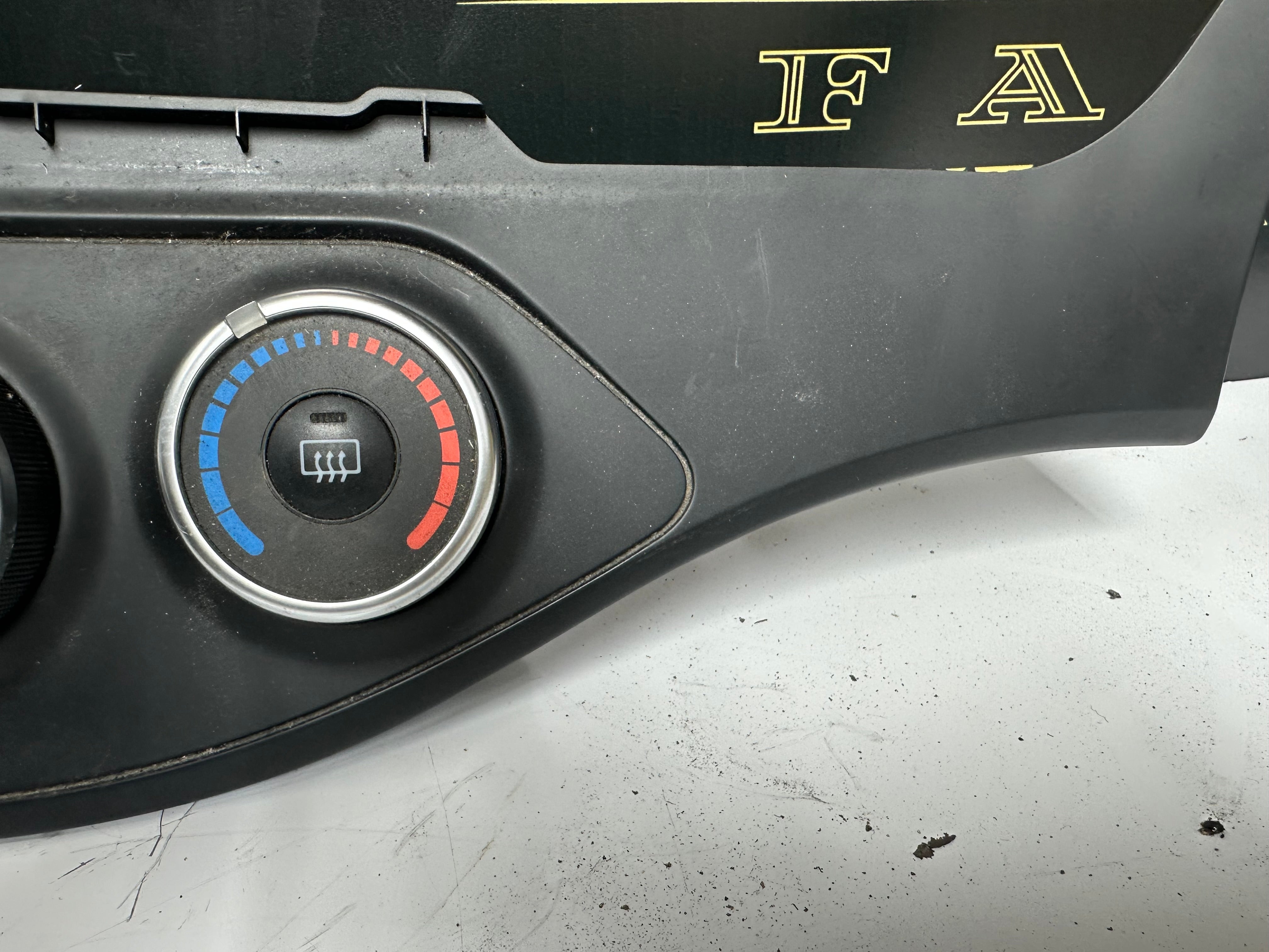 Toyota Yaris Climate Control Panel Manual Petrol (55406-OD400) (107769A0)