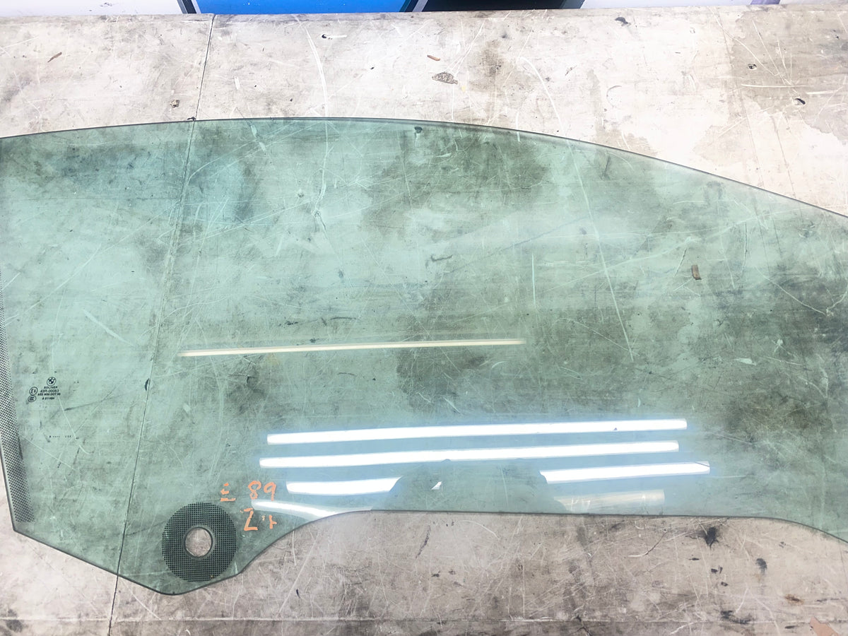 BMW 1 Series E87 Front Driver Side Window Glass 2004–2011
