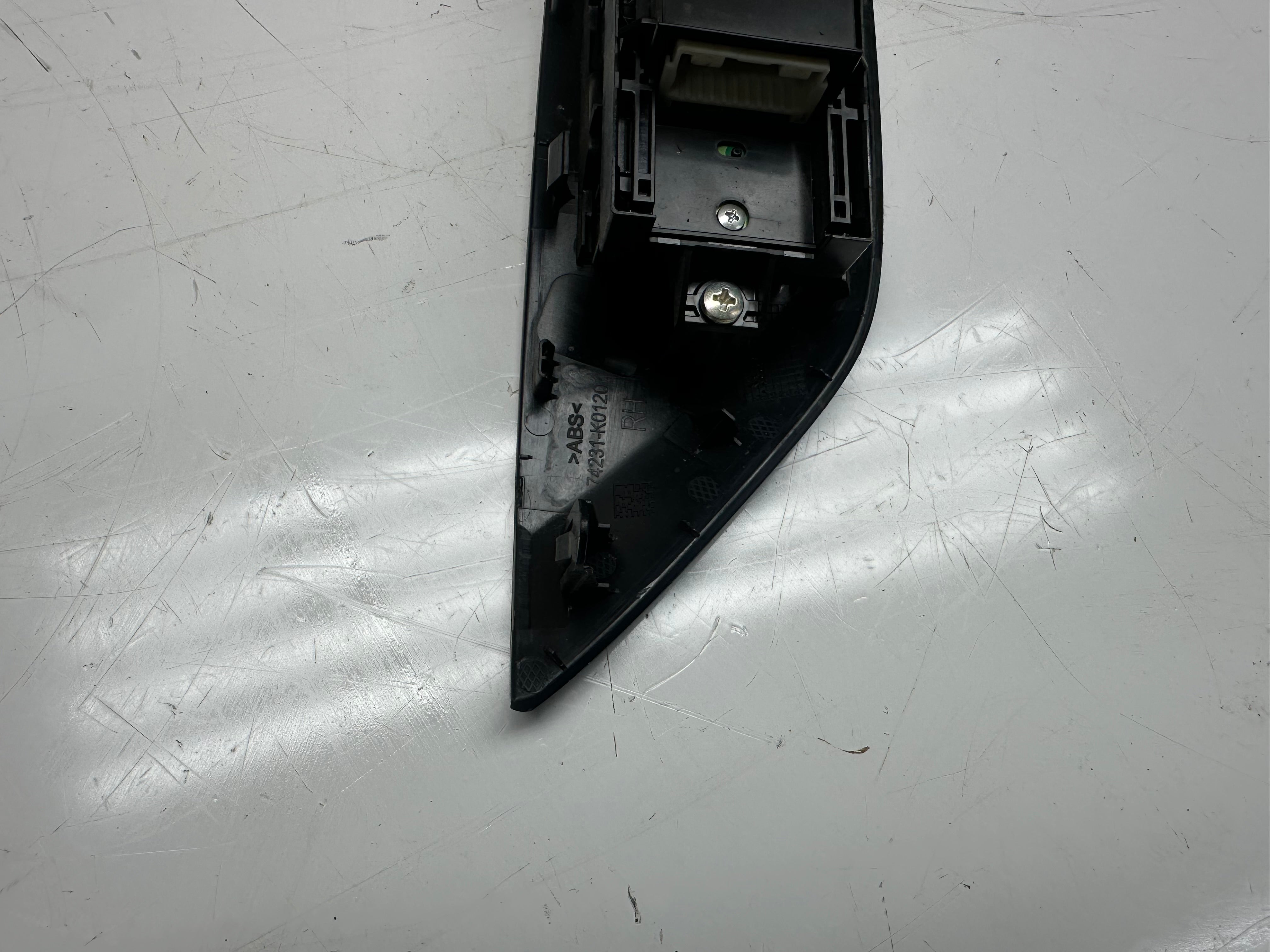 Toyota Yaris 2020-24 4 Way Window Switch & Trim (84040-0D030) (74231-K0120)