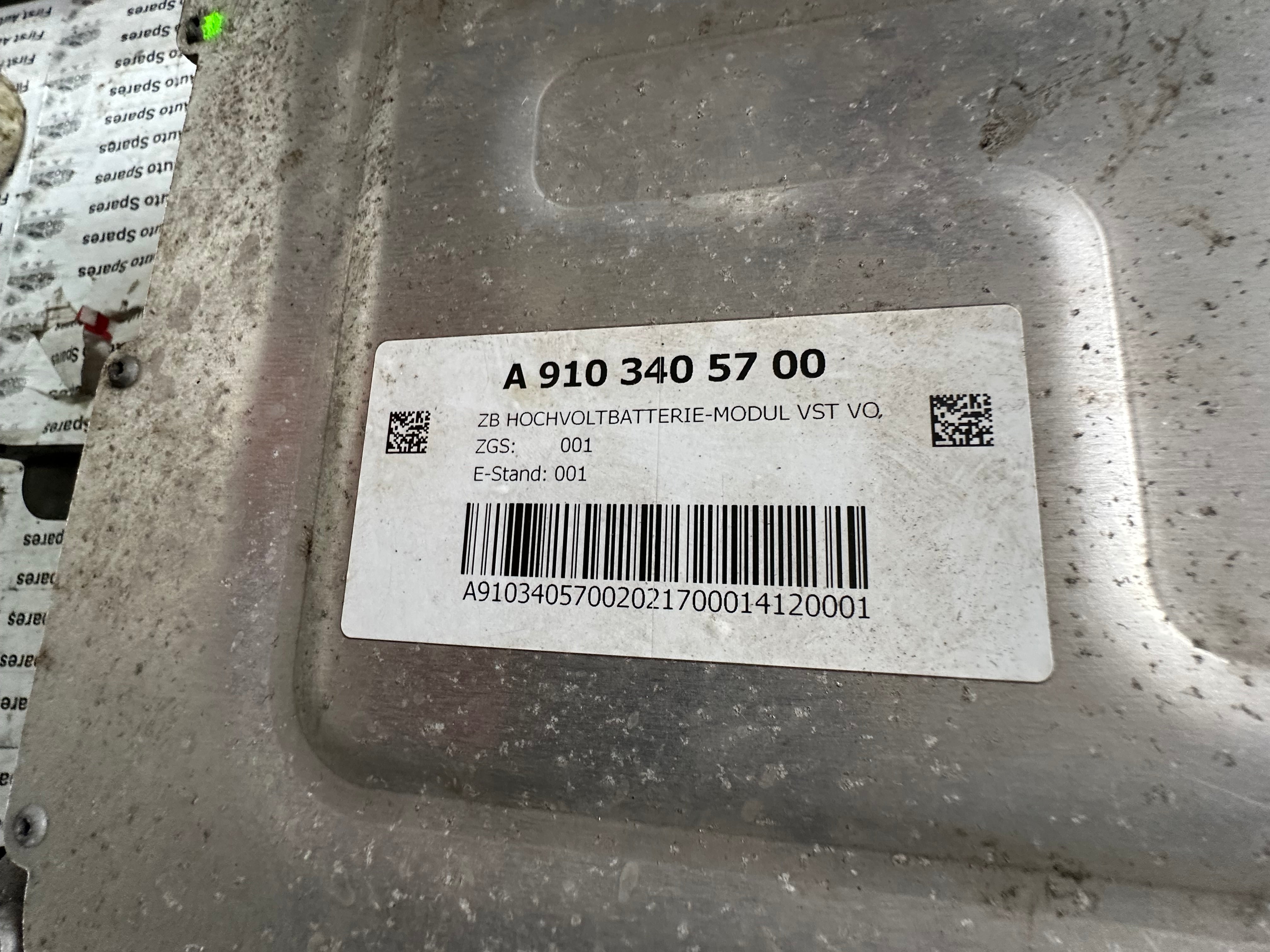 Mercedes-Benz eSprinter 907 910 Battery Converter (A9105458400) (A9103405700)