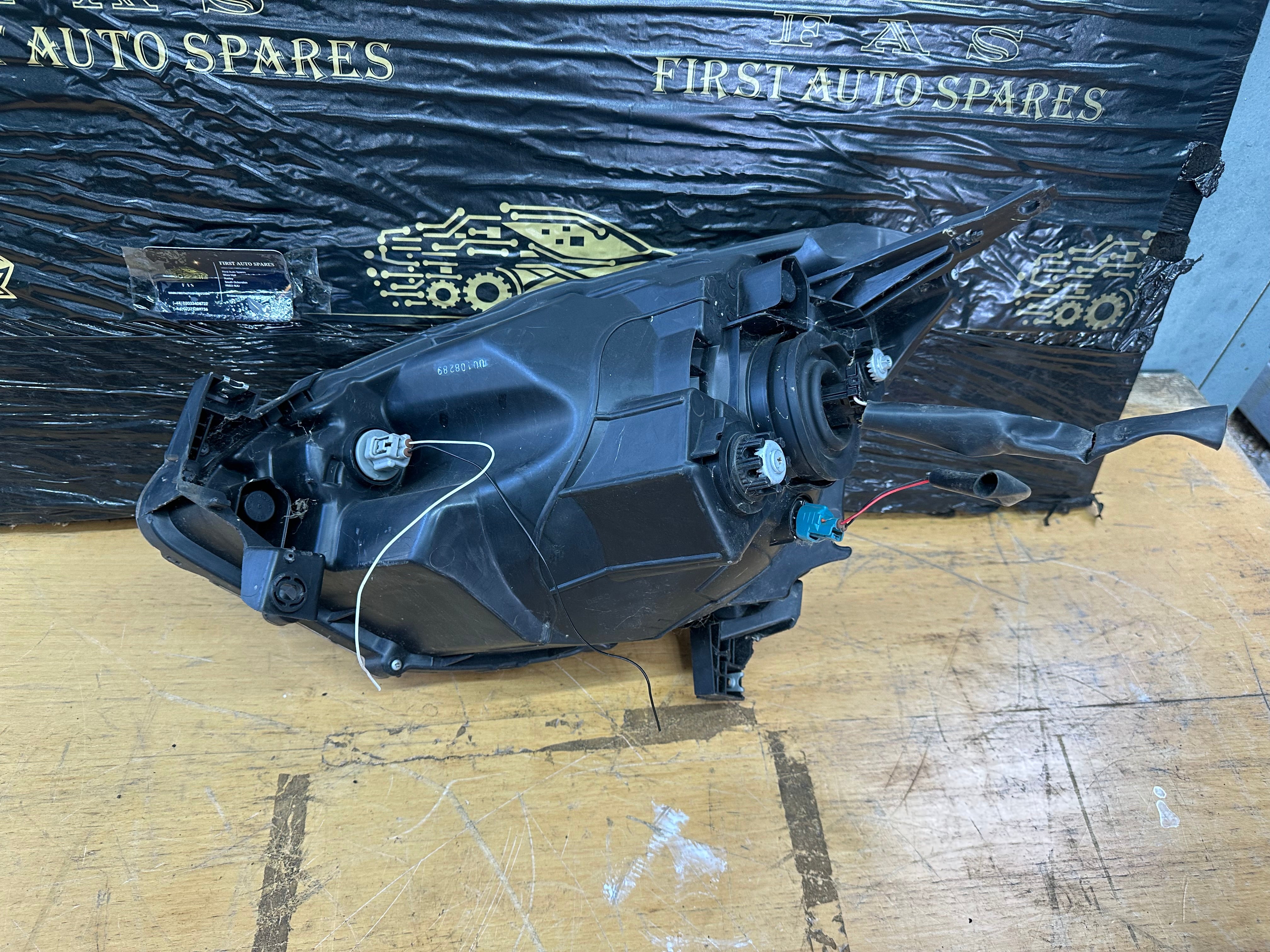 Nissan Micra 2014 Right Driver’s Headlight (80-215-11G2R-M)