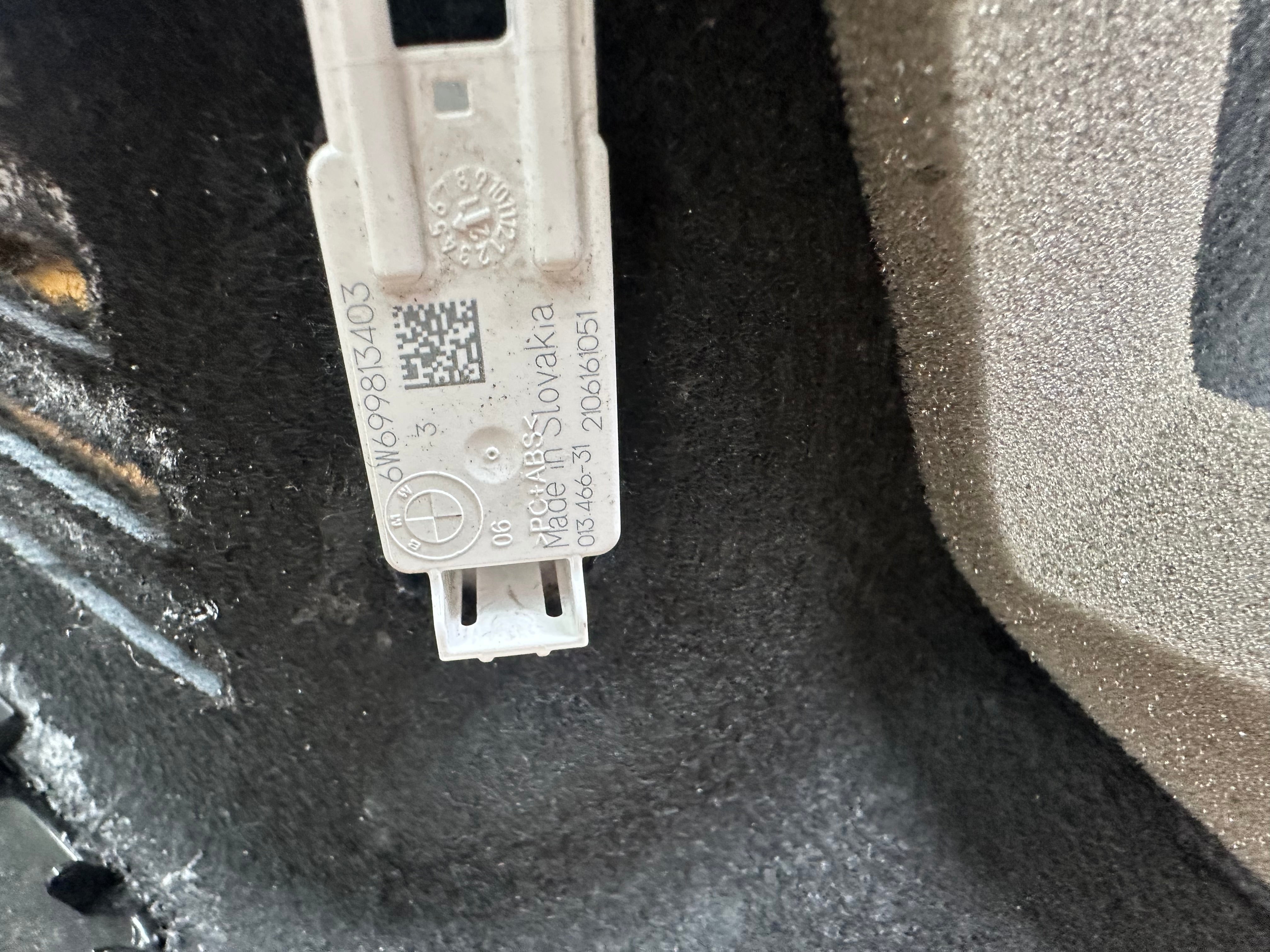 BMW 3 Series G21 330e 2022 Trunk Trim Right Side (7940936)