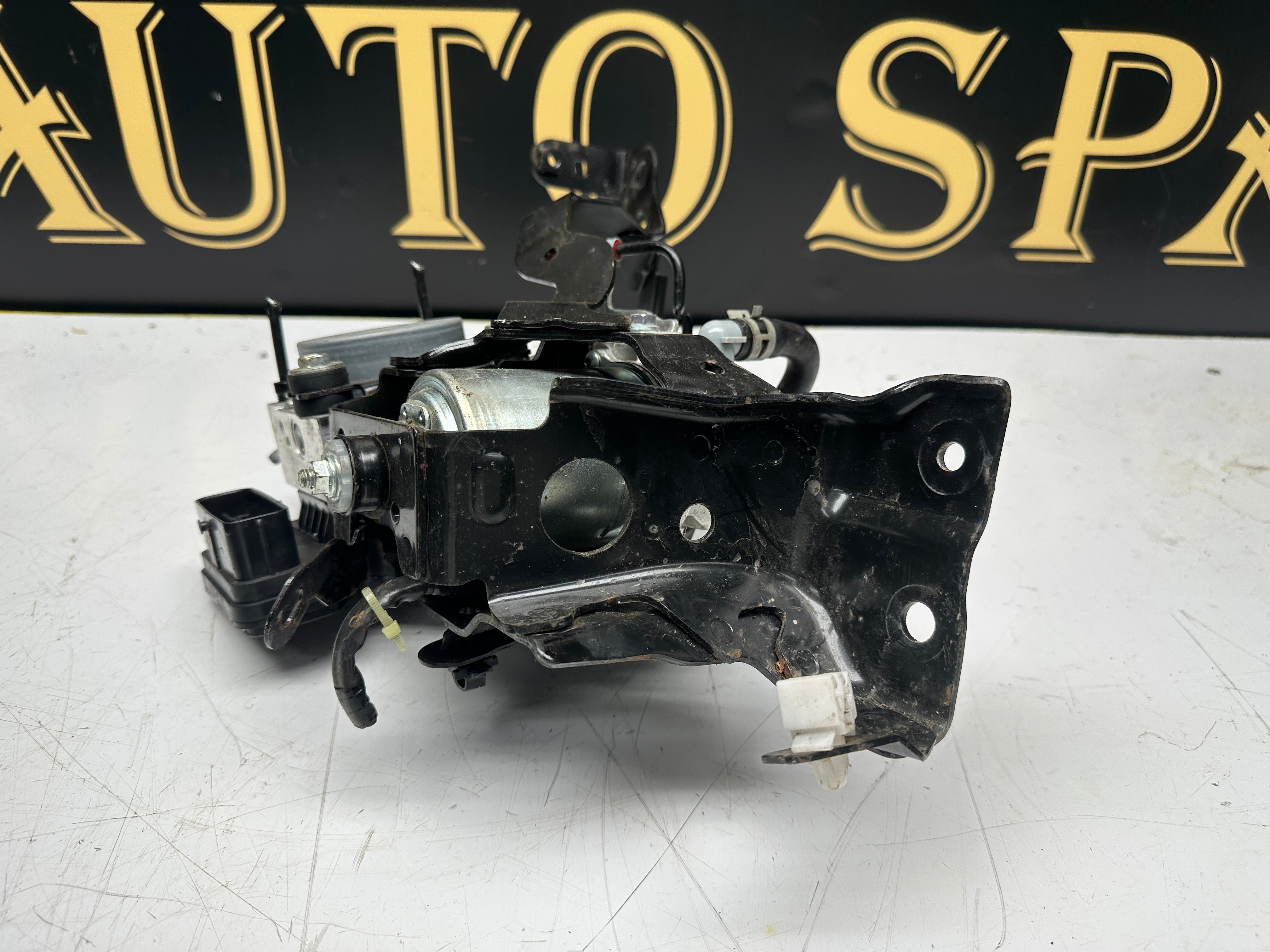 Toyota Corolla 2022 Hybrid ABS Pump Modulator & Brake Booster (113040-41900) (47070-47080)
