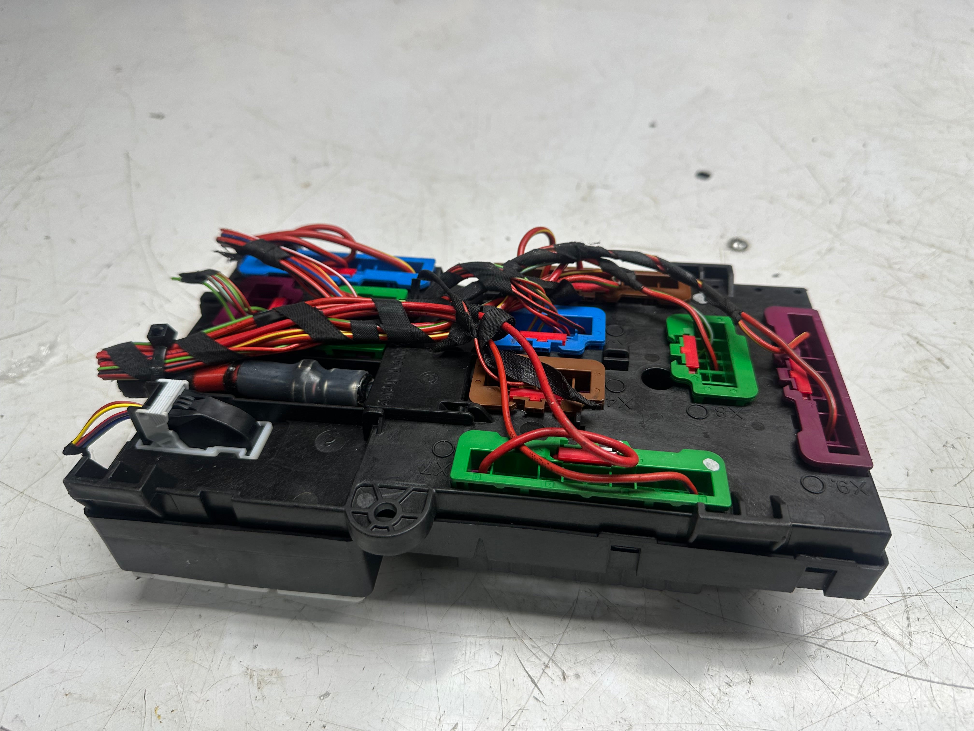 BMW 3 Series G20 2021 Fuse and Relay Box 2.0 Diesel (8795478)