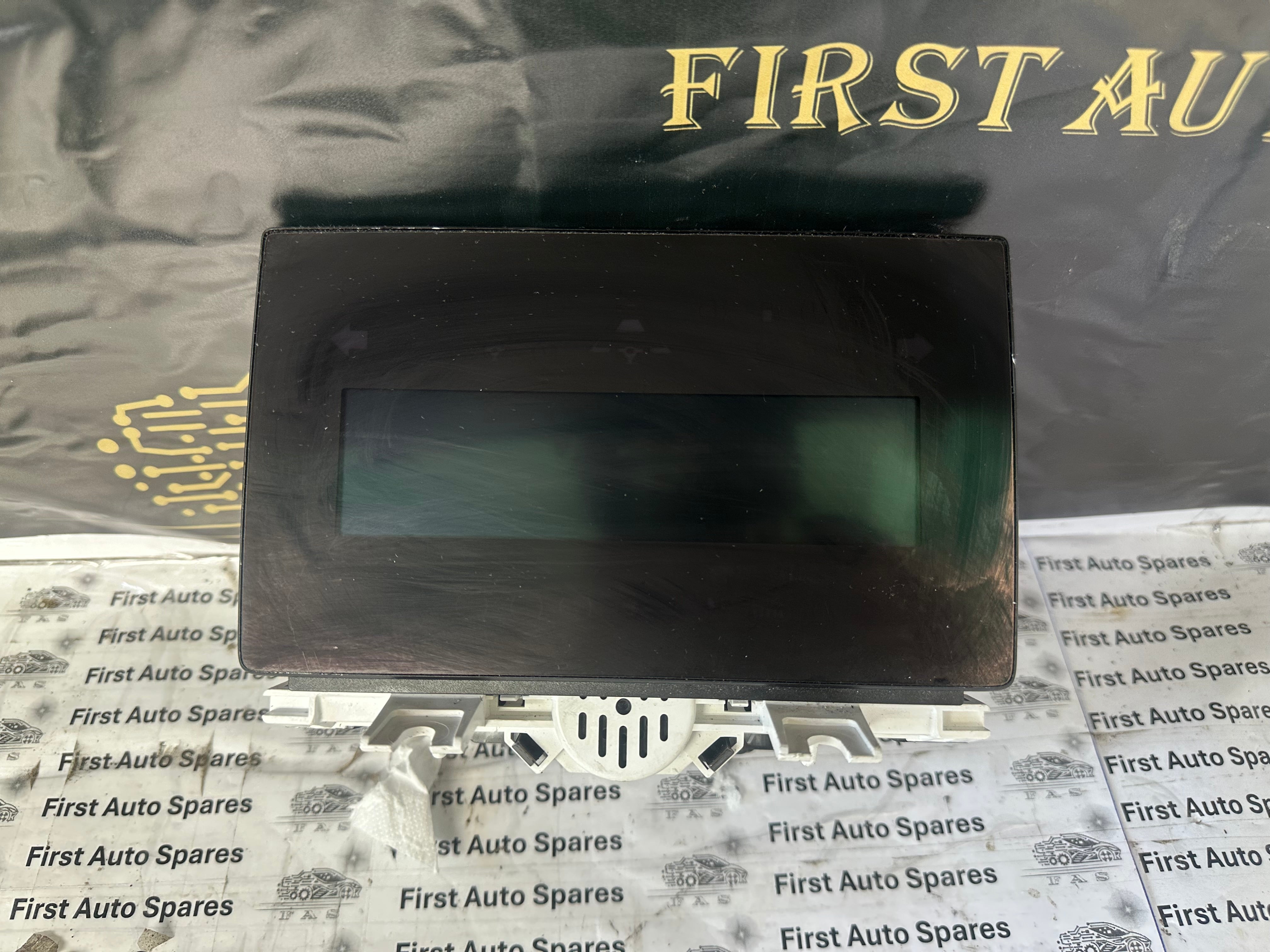 BMW i3 I01 2016 Instrument Combination (6831914-01)