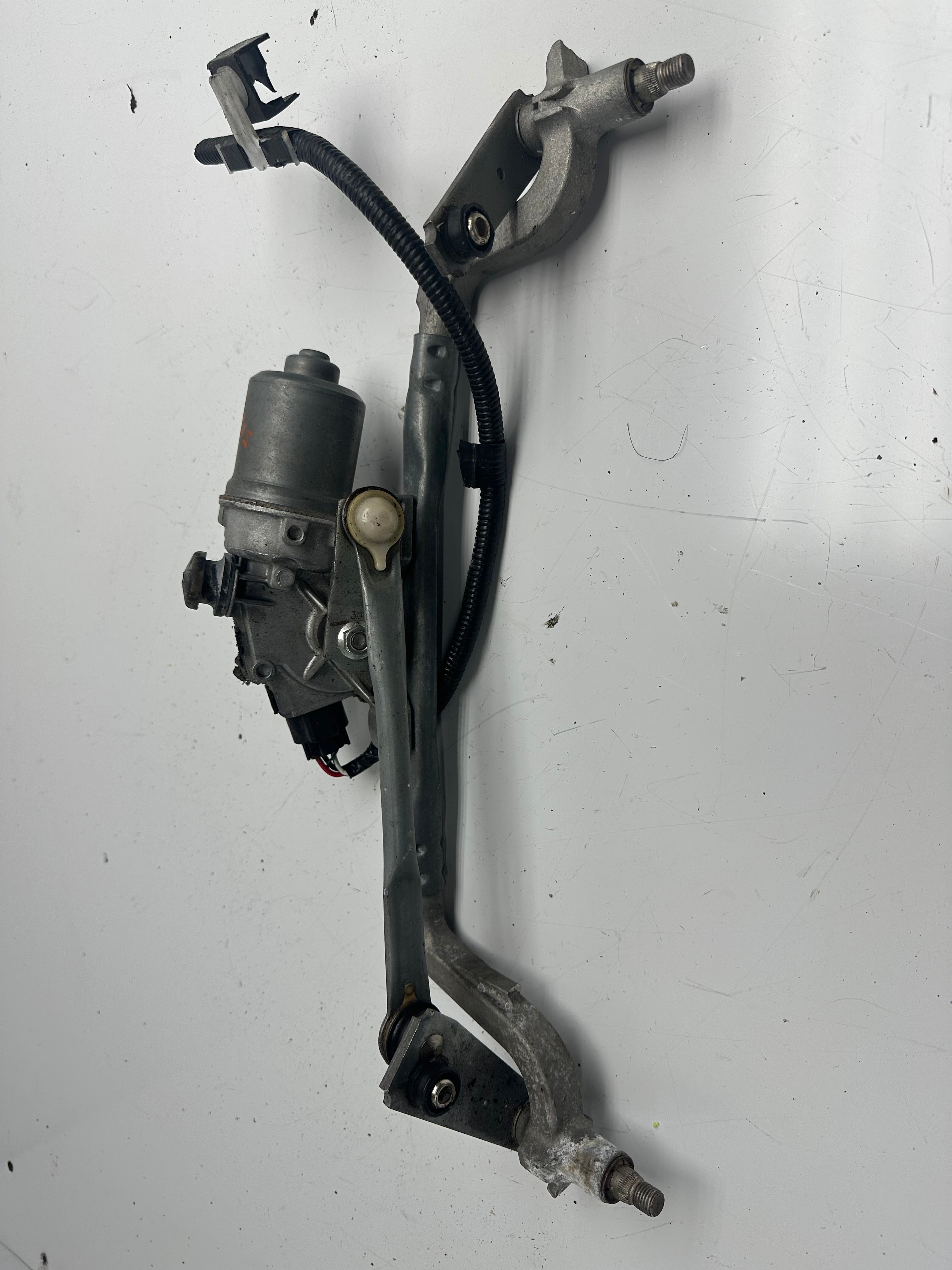 Toyota Yaris Cross Front Wiper Motor & Linkage (85110-K0110) (AE159400-0421)